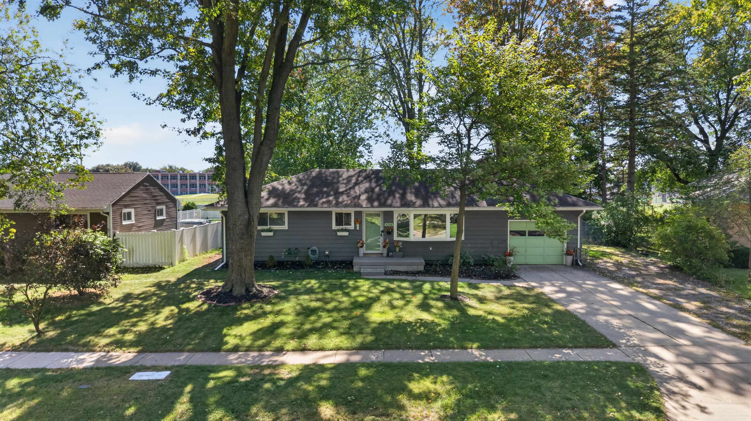 1116 Airfield Lane — photo