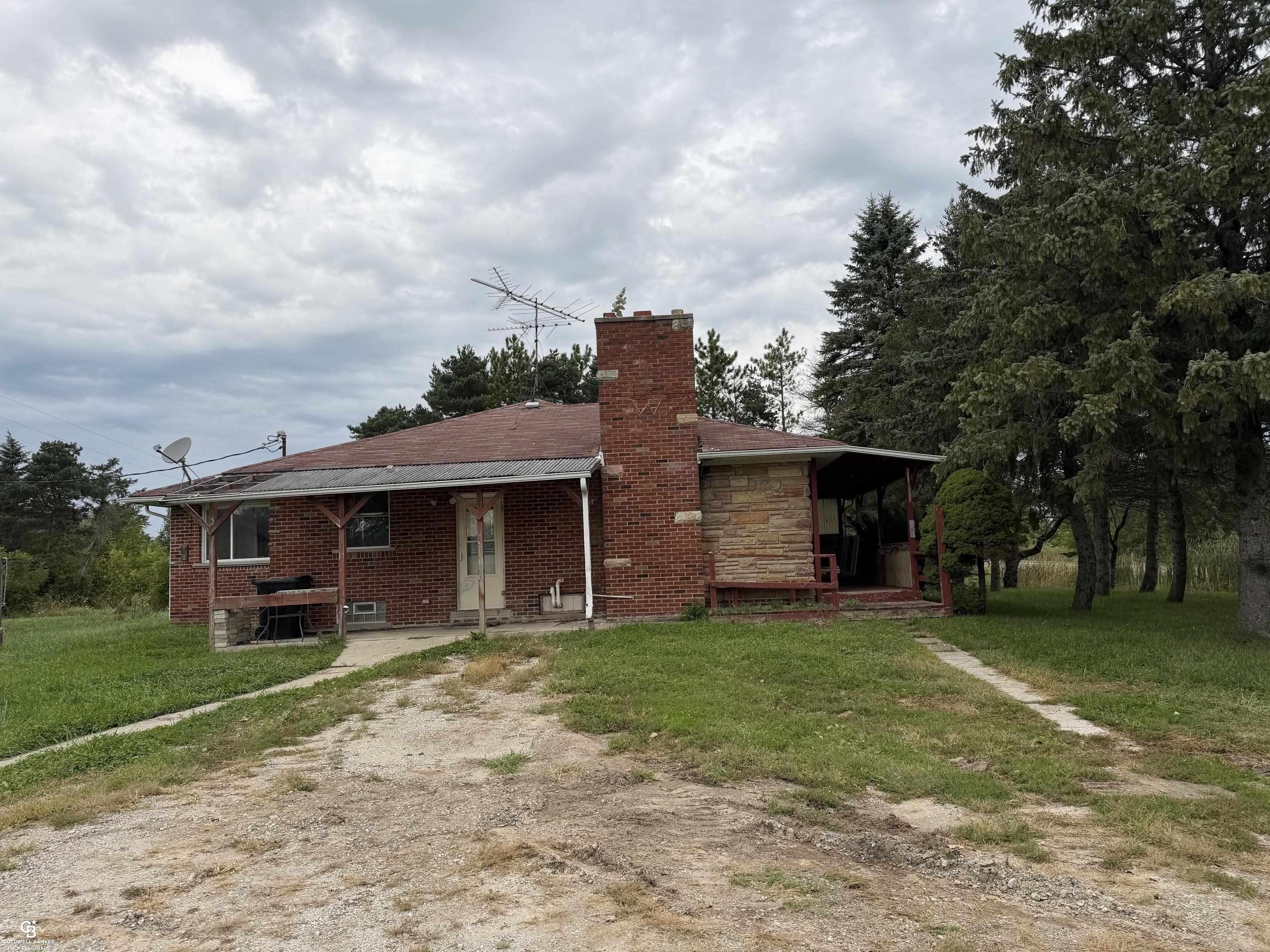 2627 Reeves 27 Ac Road, Riley, MI 48041 — photo 2