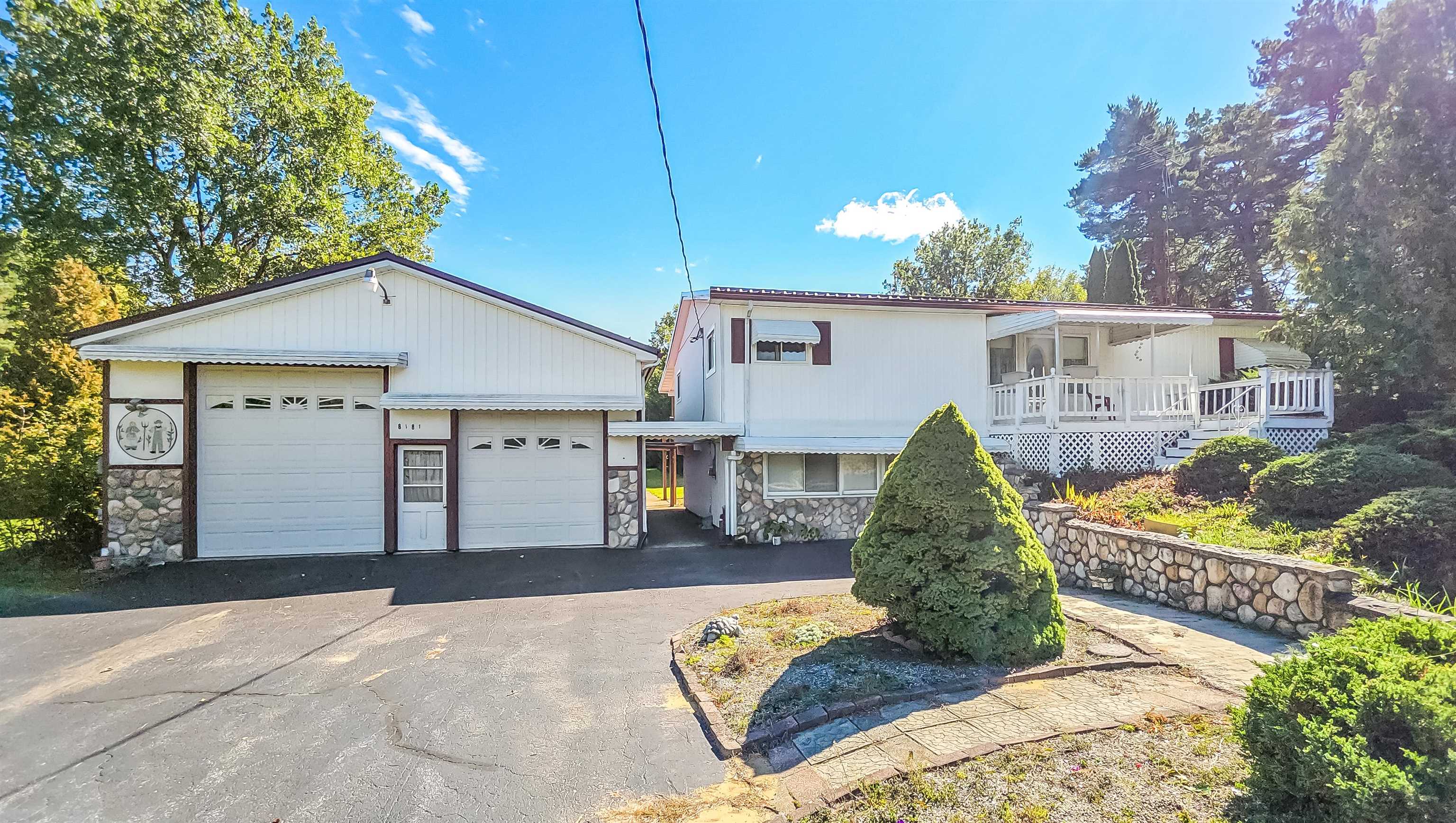 8181 Lewis Road — photo