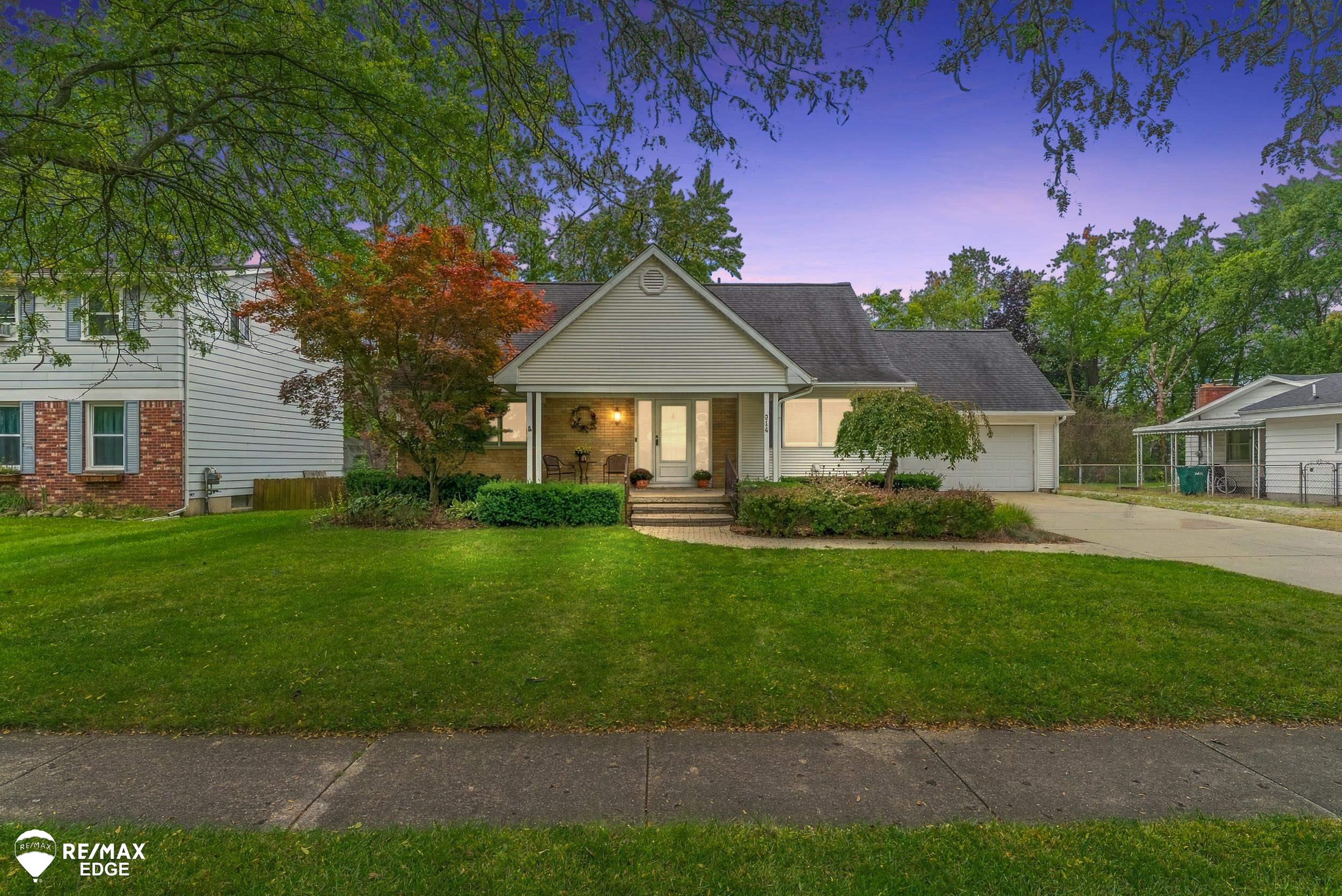 314 Cedarwood Drive — photo