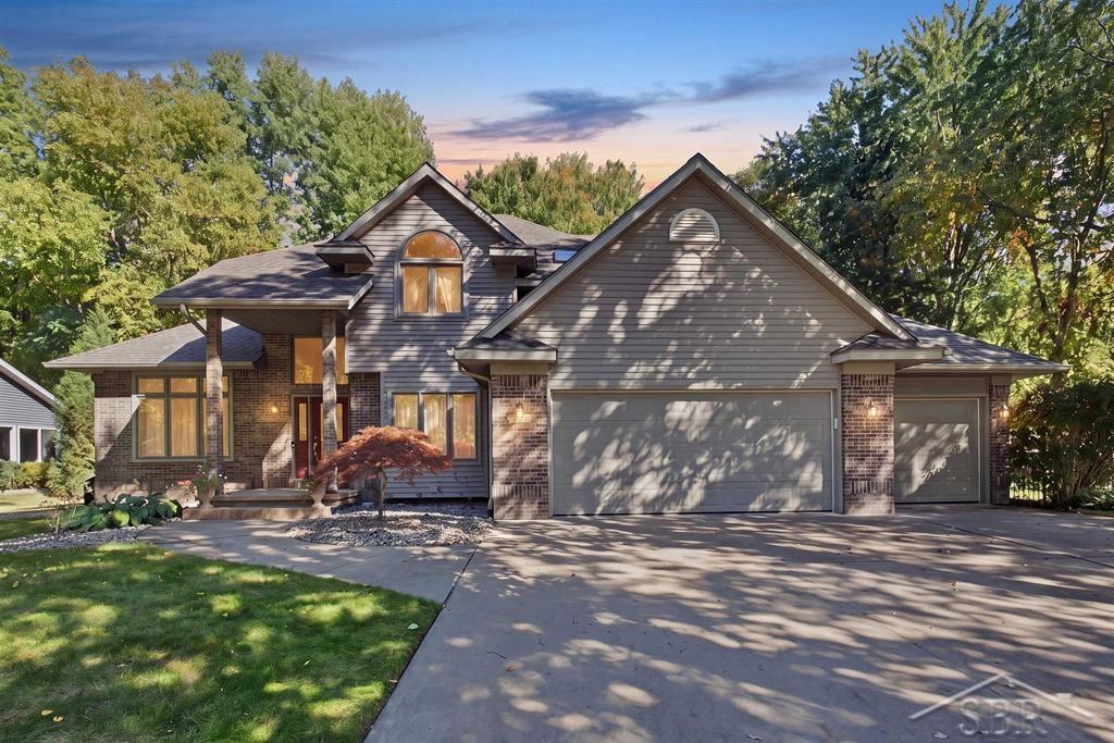 6026 Londonberrie Court — photo