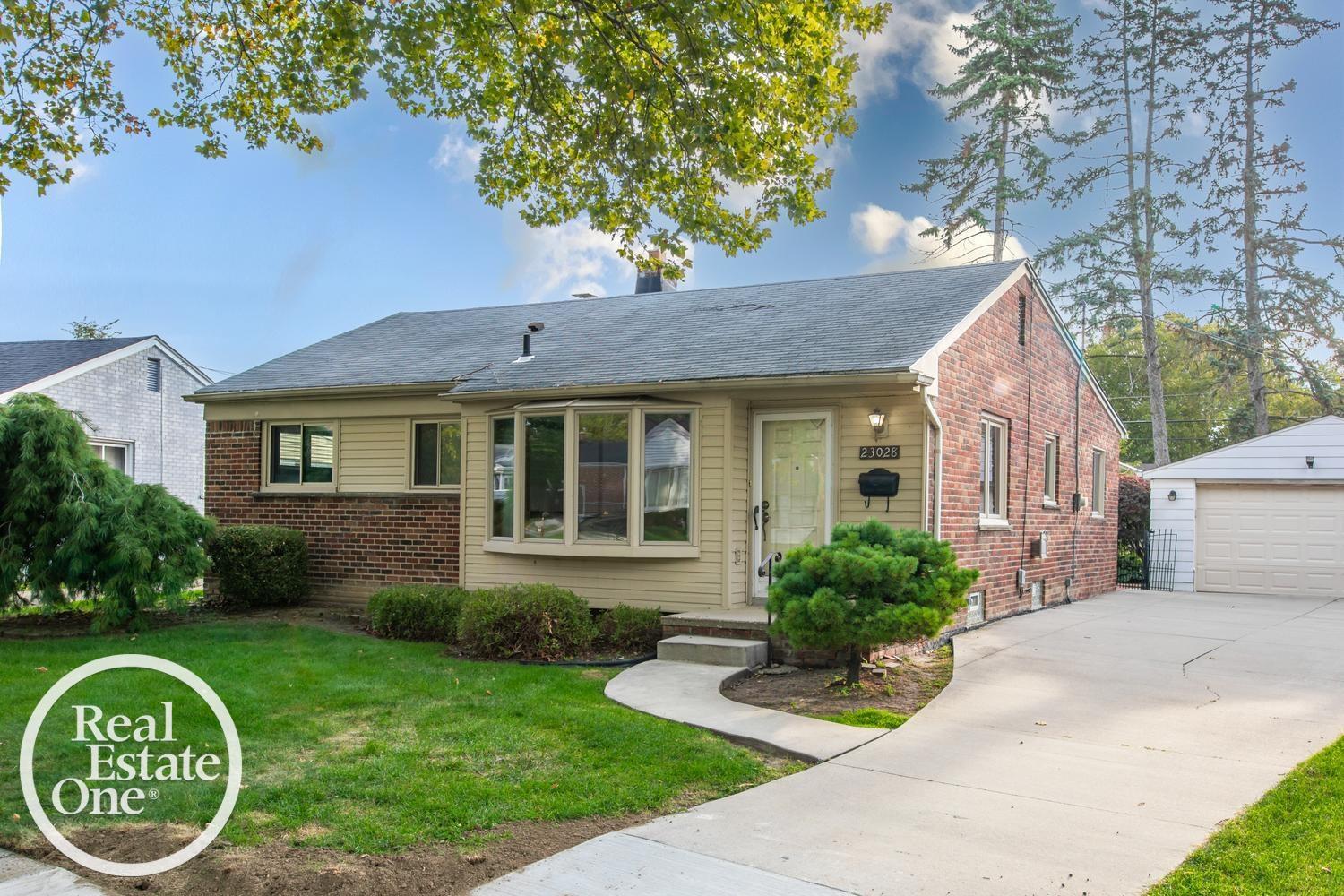 23028 Sanders Street — photo