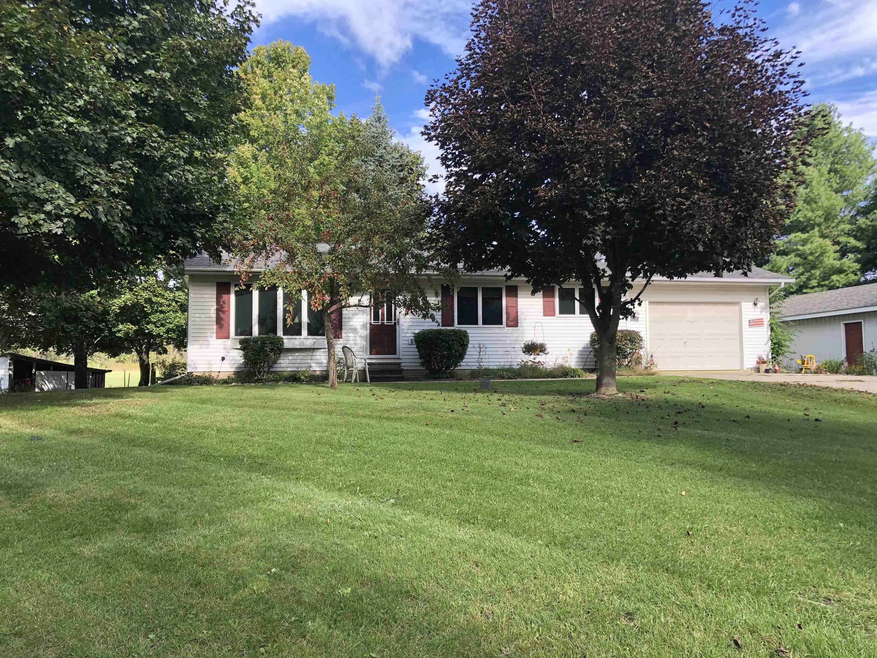 1640 W Surrey Road — photo