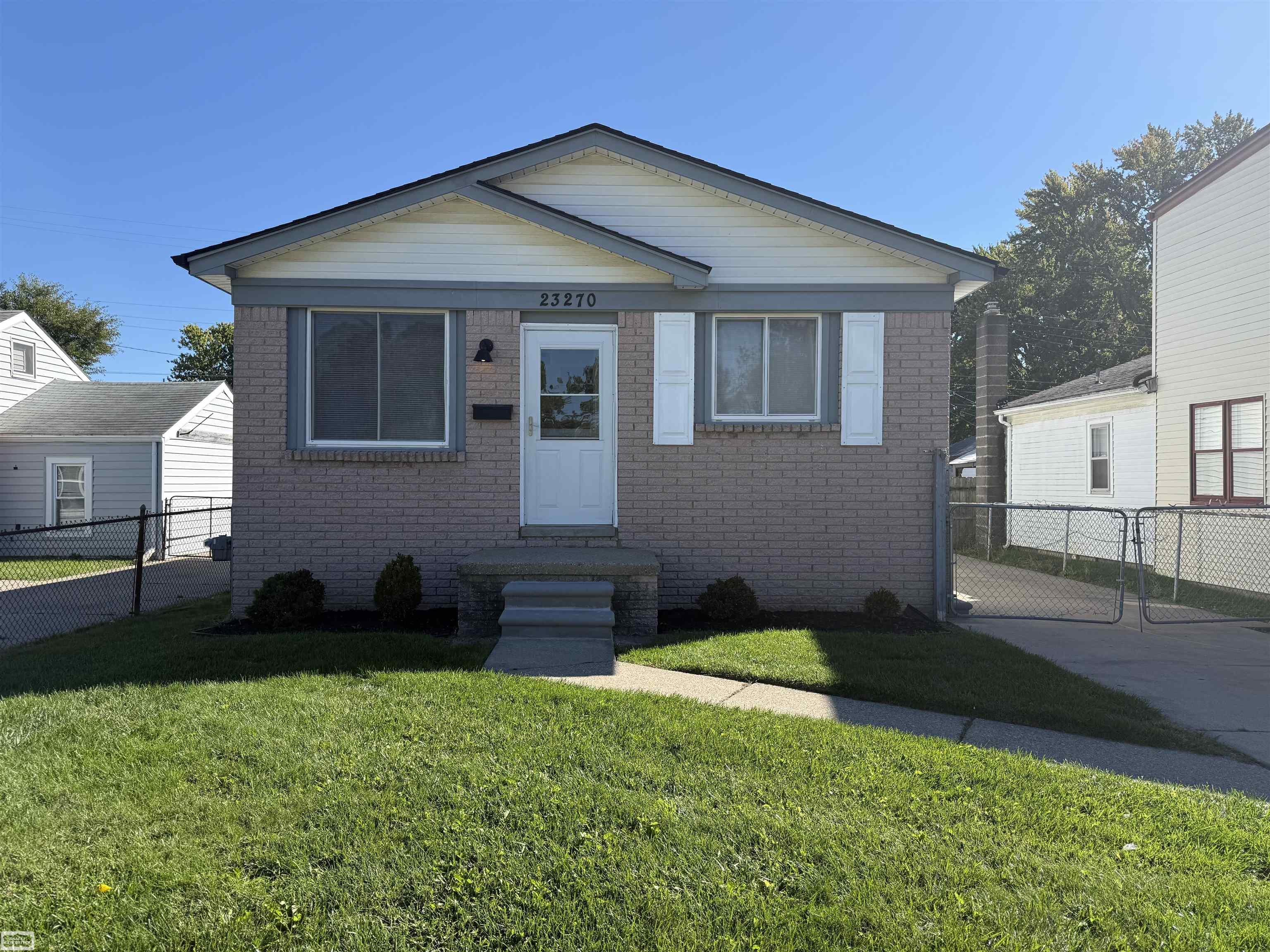 23270 Stewart Road — photo