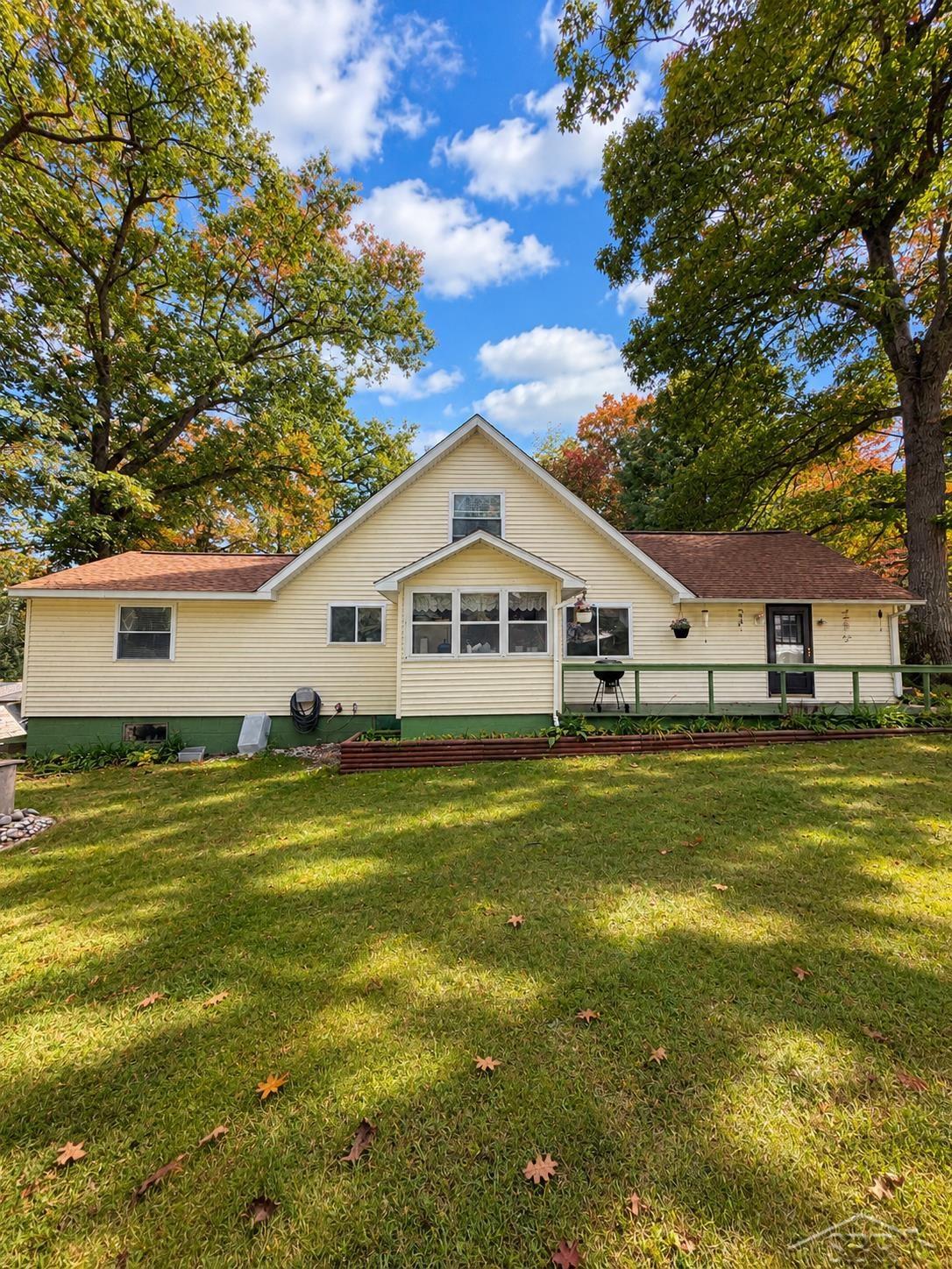 2058 W Higgins Lake Drive — photo