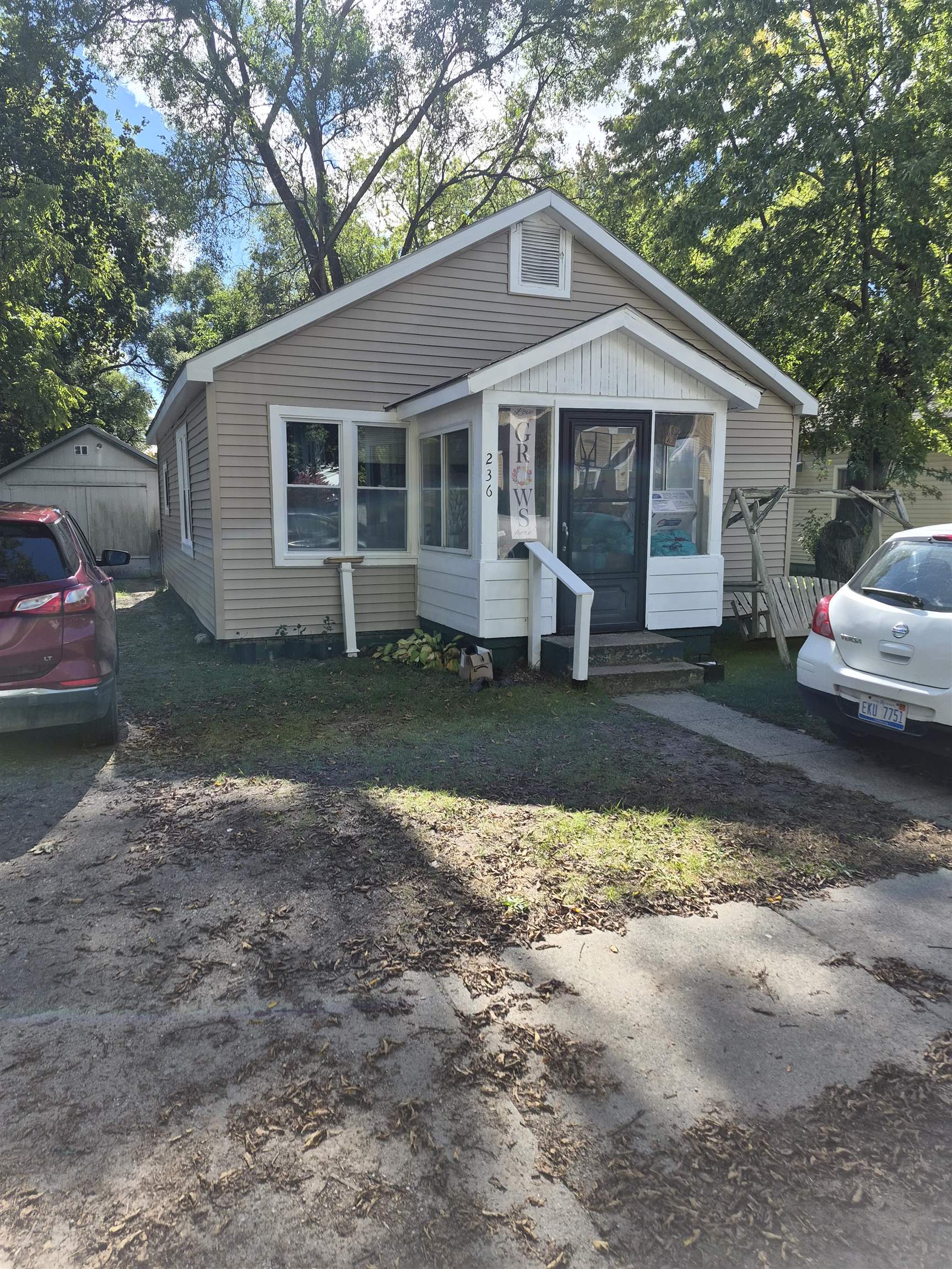 236 E. Beech Street — photo