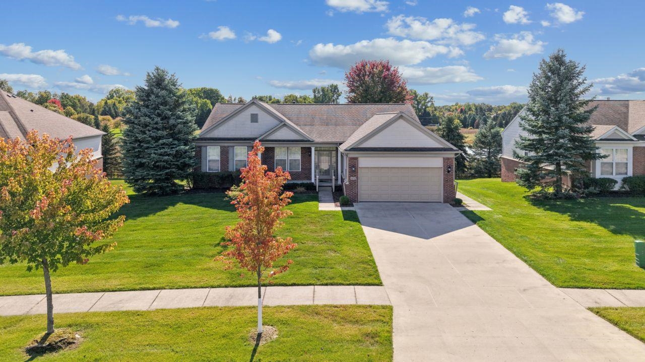 6272 Muirfield Drive — photo