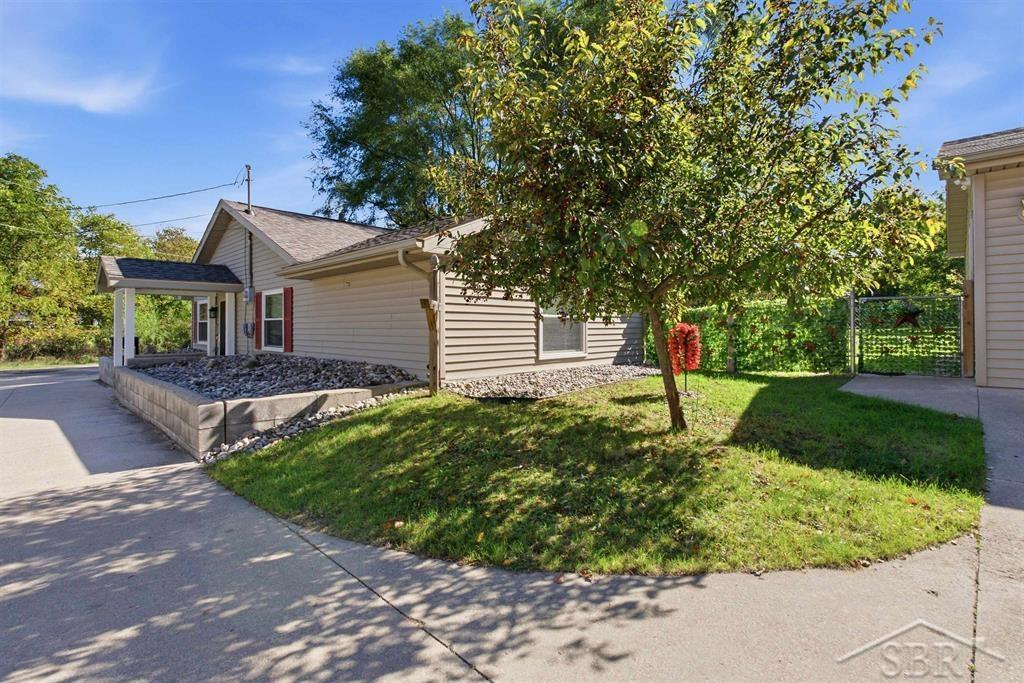 412 Lumm Street, Gladwin, MI 48624 — photo 3