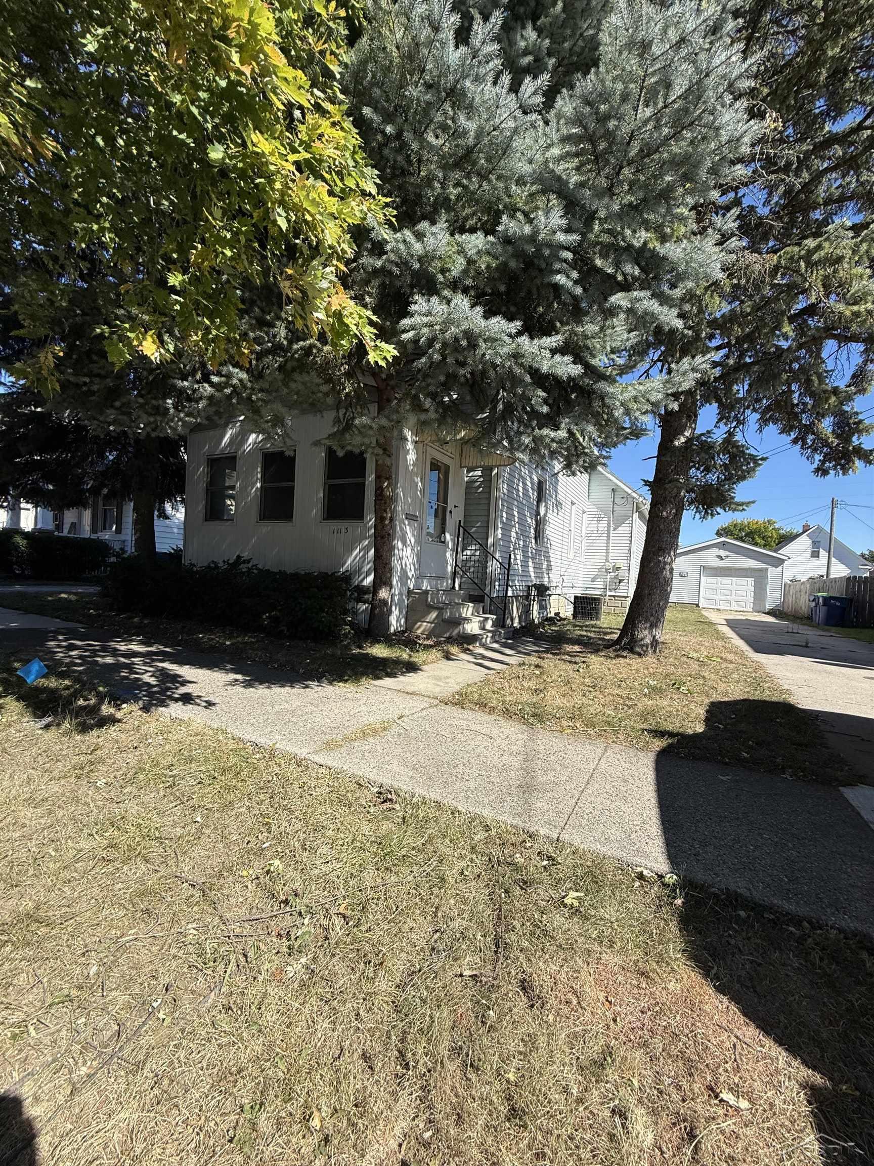1113 S Grant Street — photo