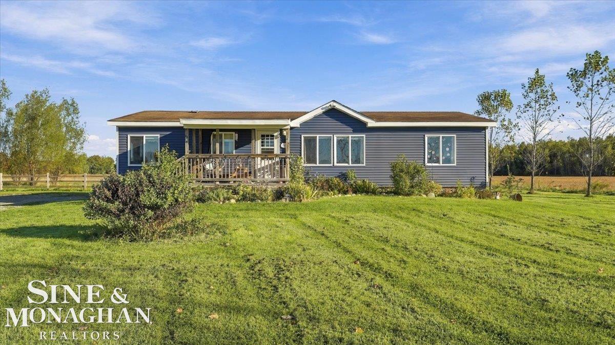 7570 Imlay City Road — photo