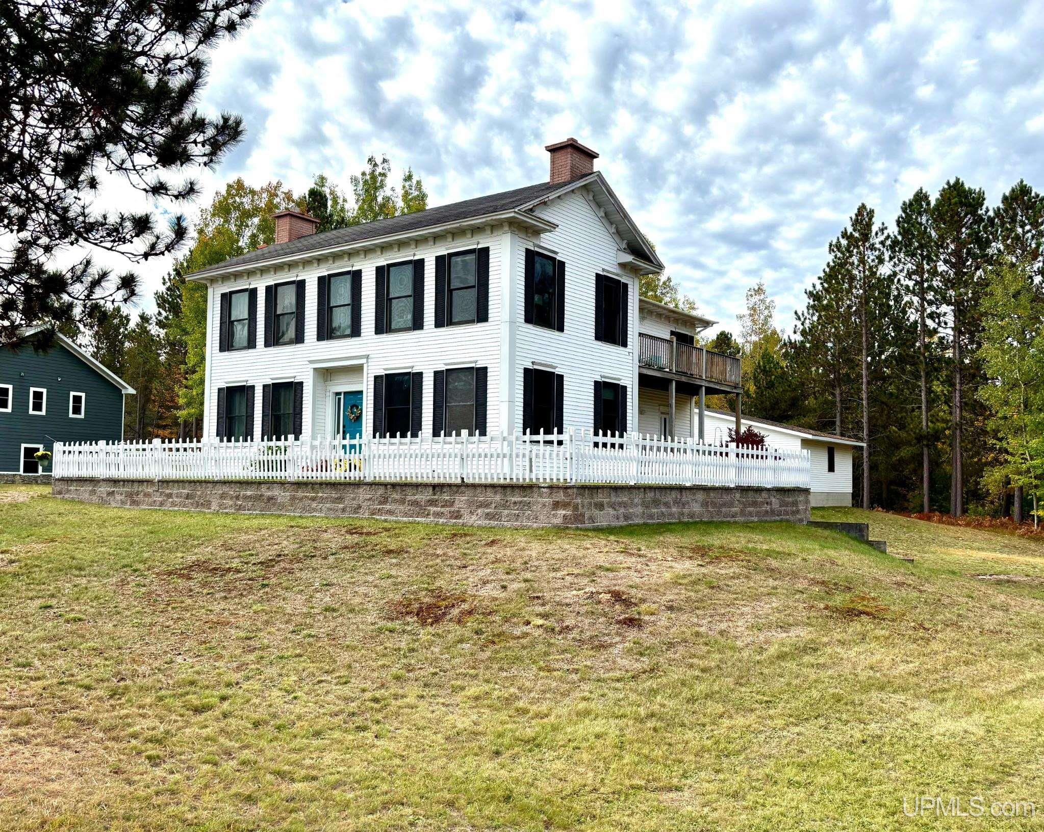 152 Brewer Drive — photo