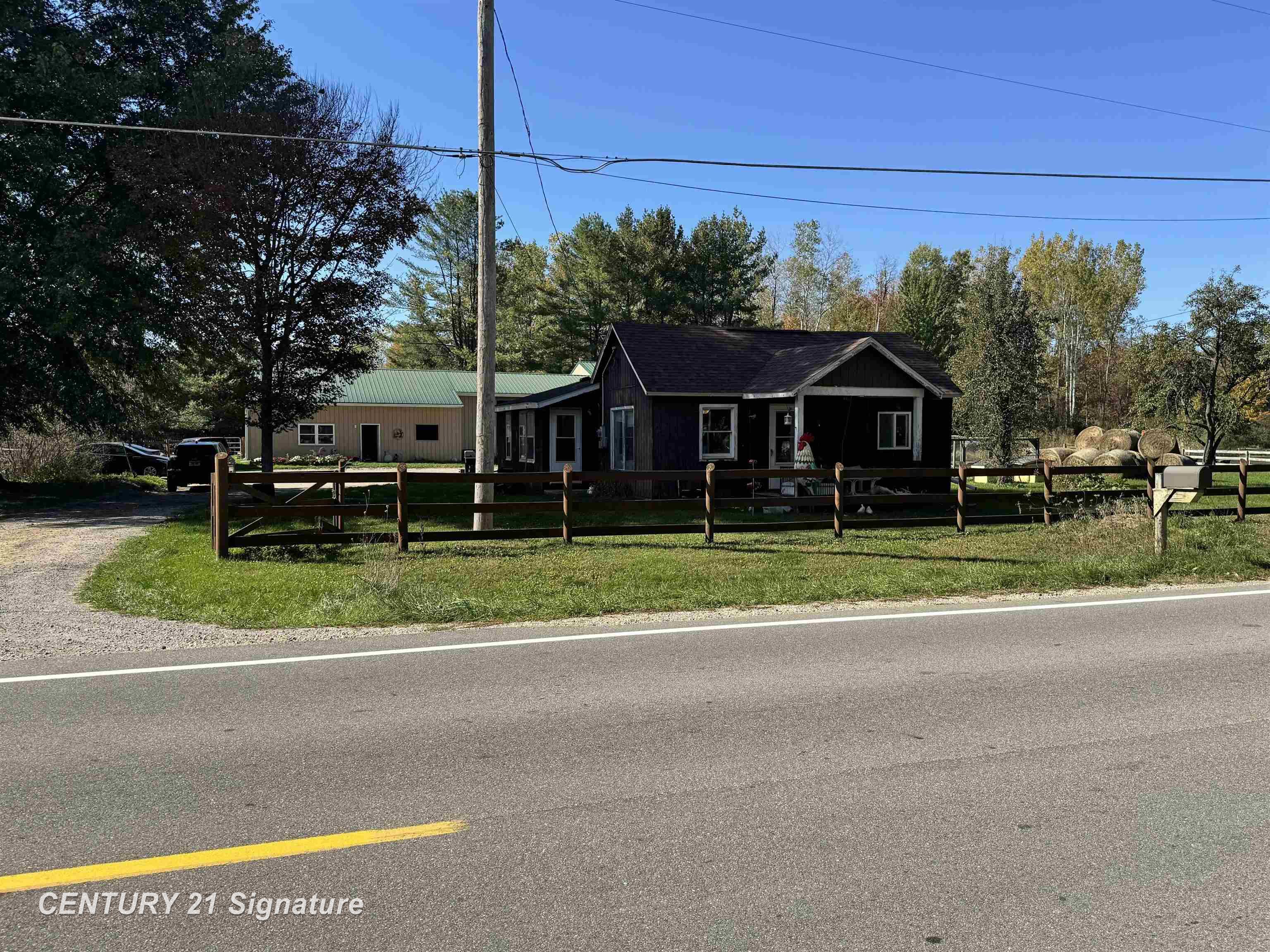 1232 S Eight Mile Road — photo