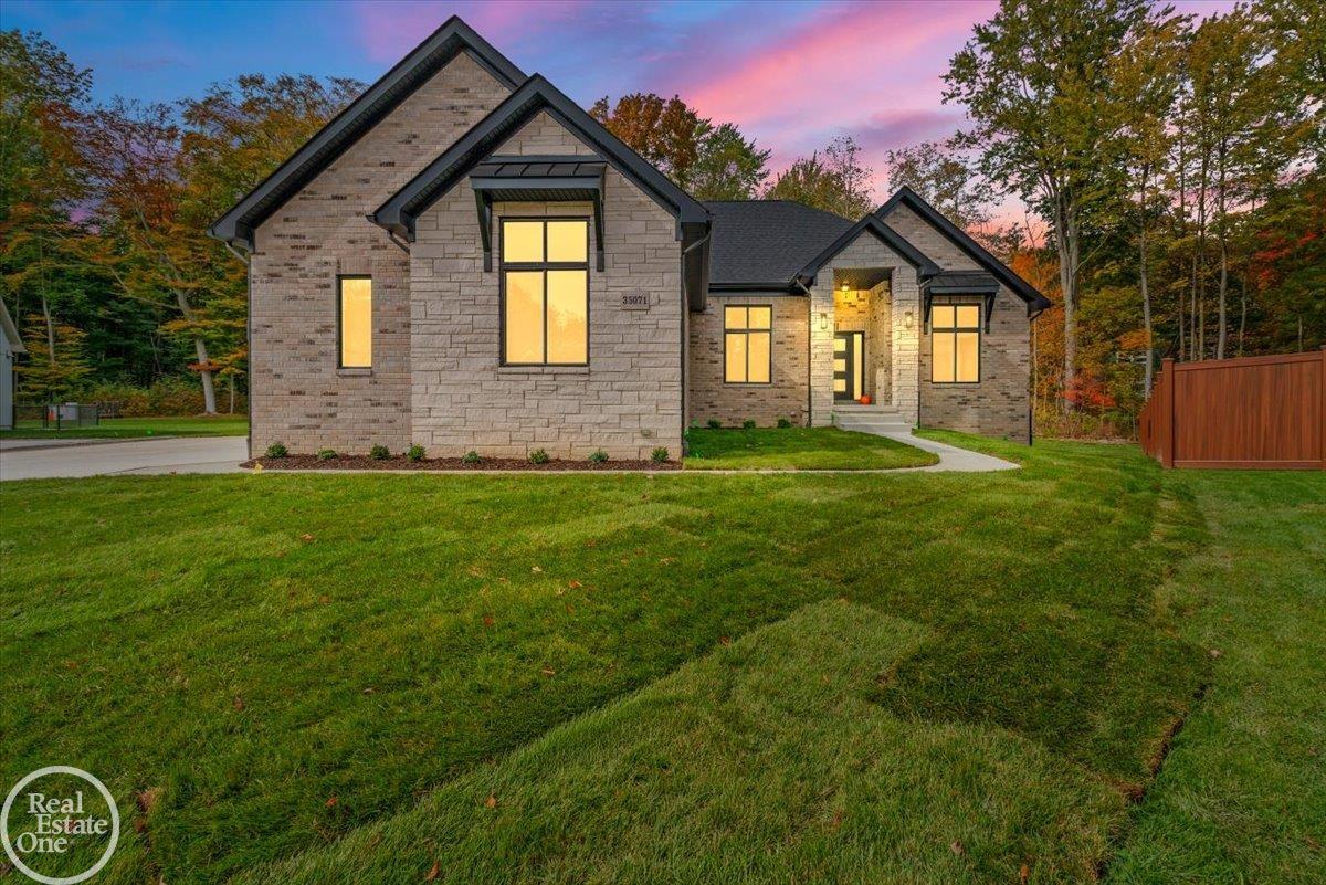 35071 Woodside Drive — photo