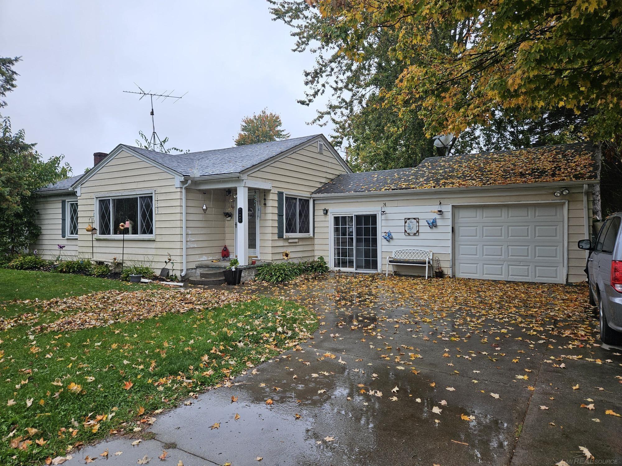 34665 Benton Street — photo