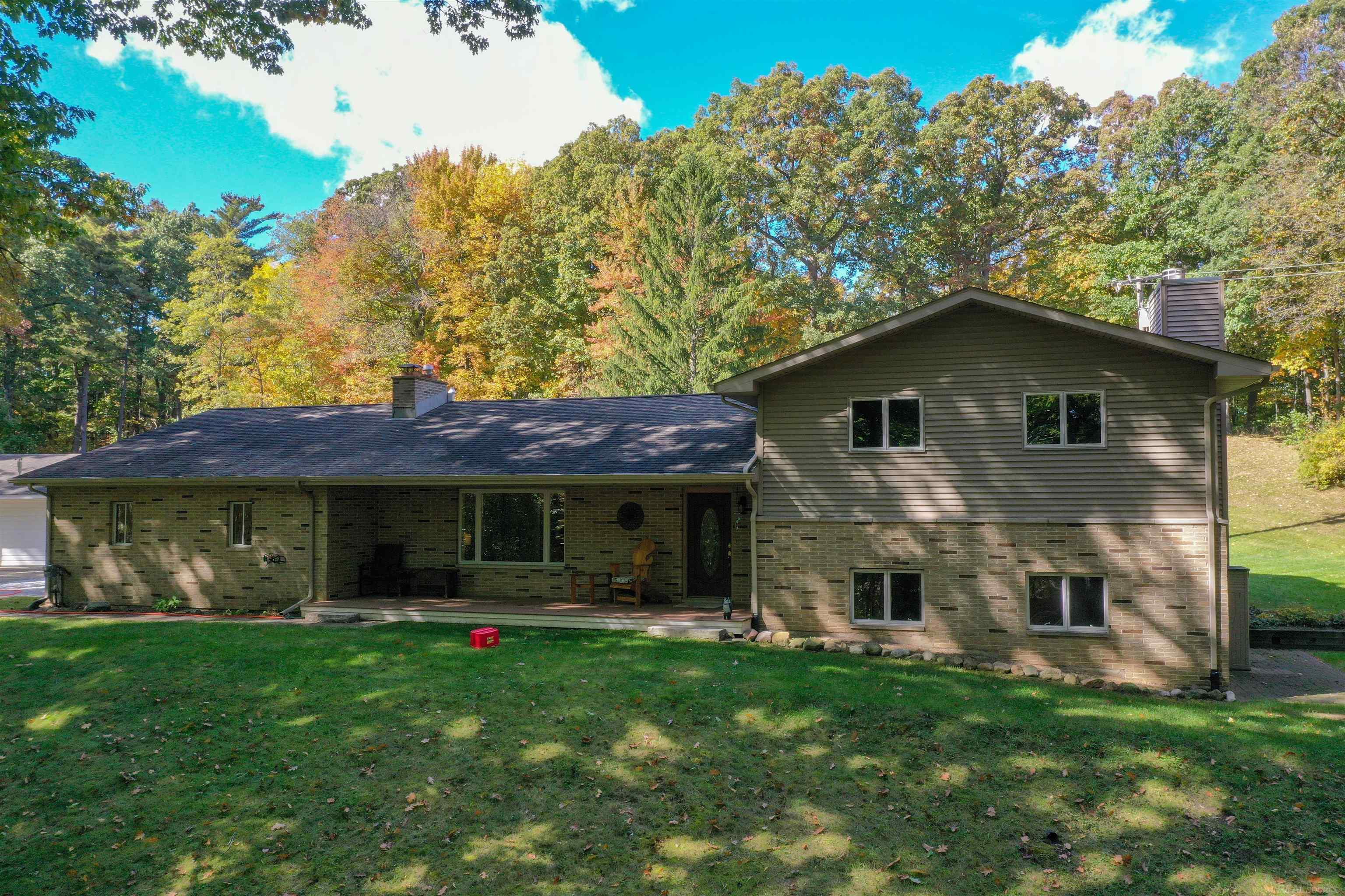 4101 Hunters Creek Road — photo