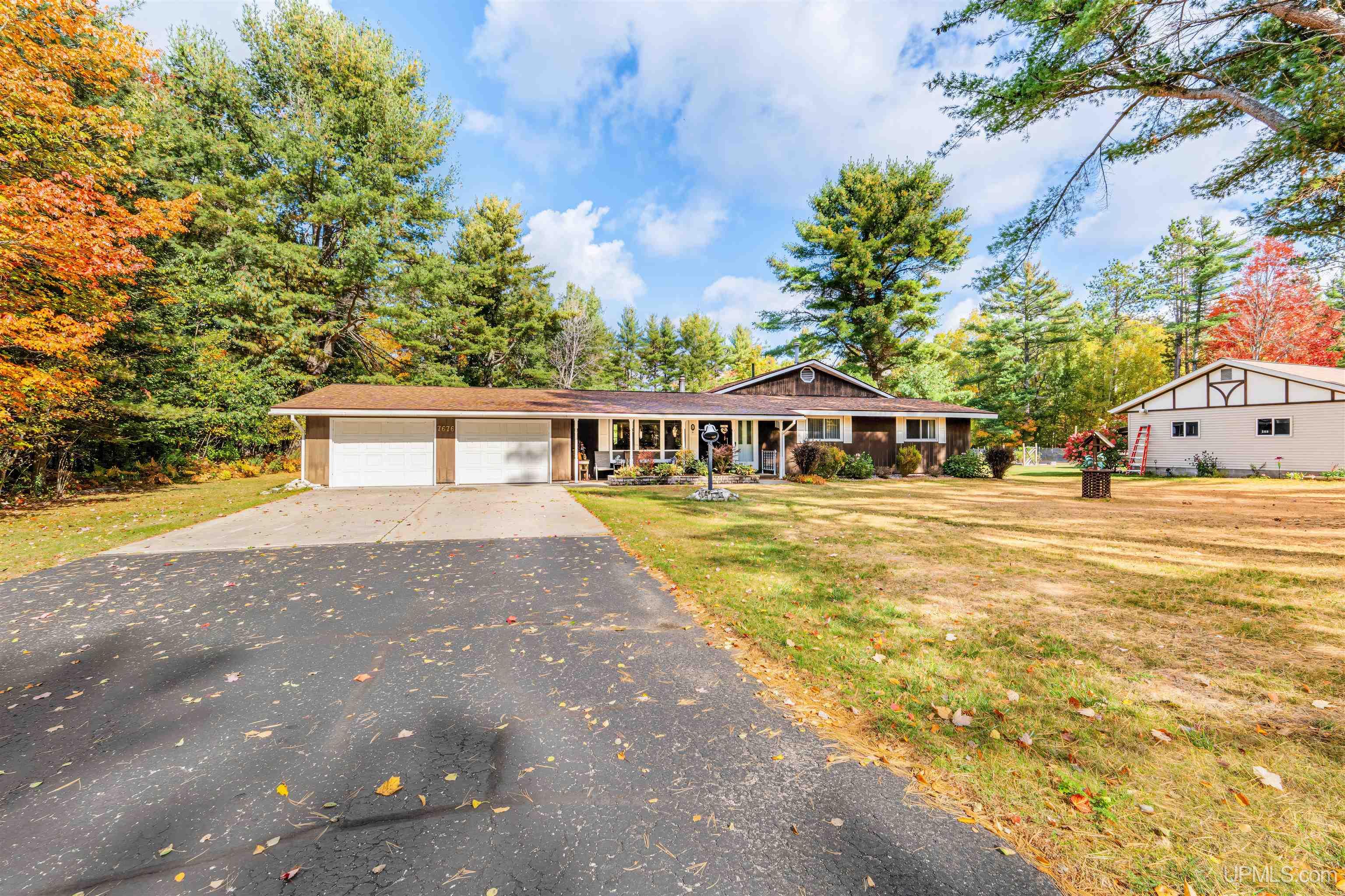 7676 W Rivers Bend Drive — photo