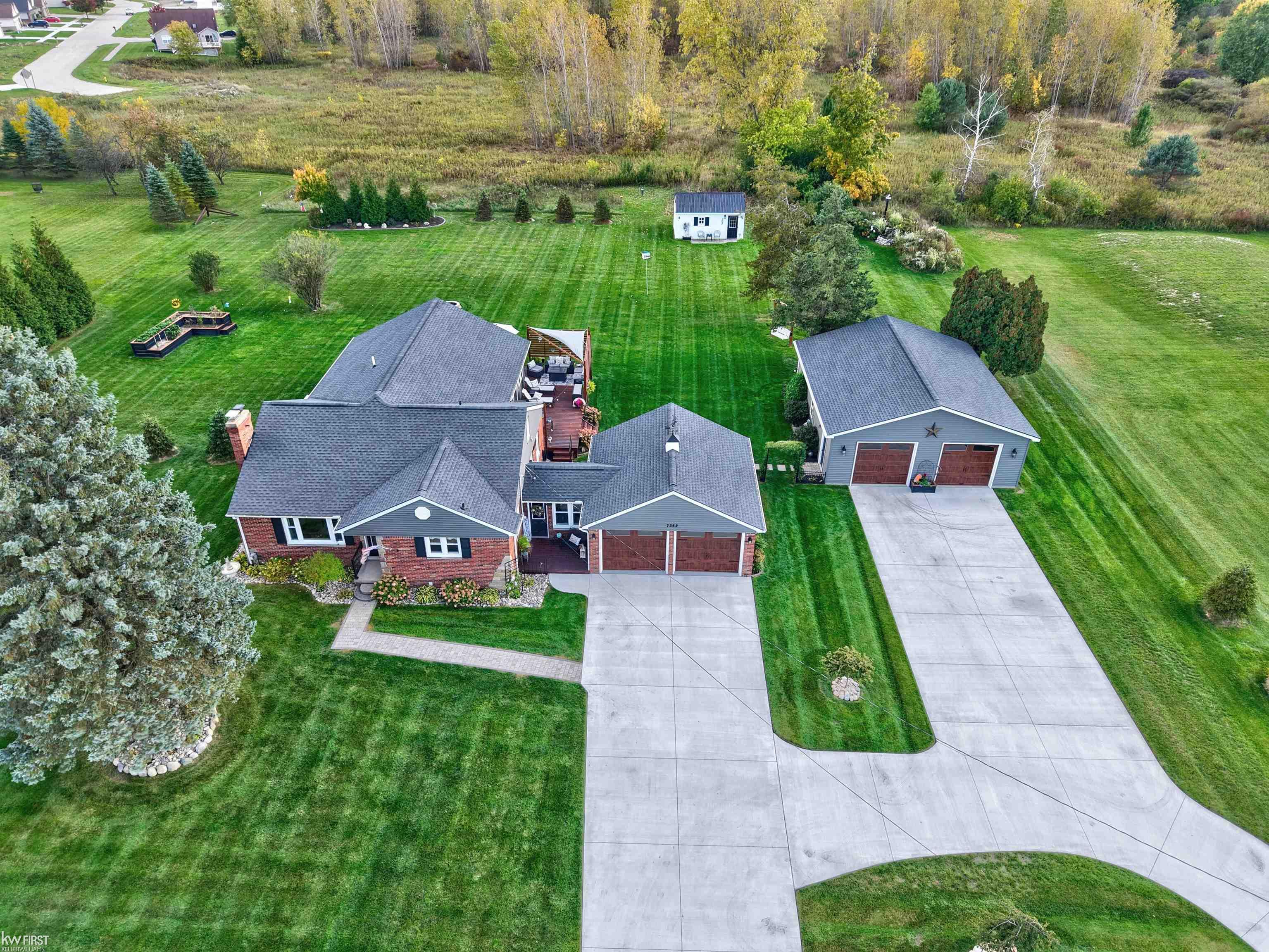 7382 E Potter Road — photo