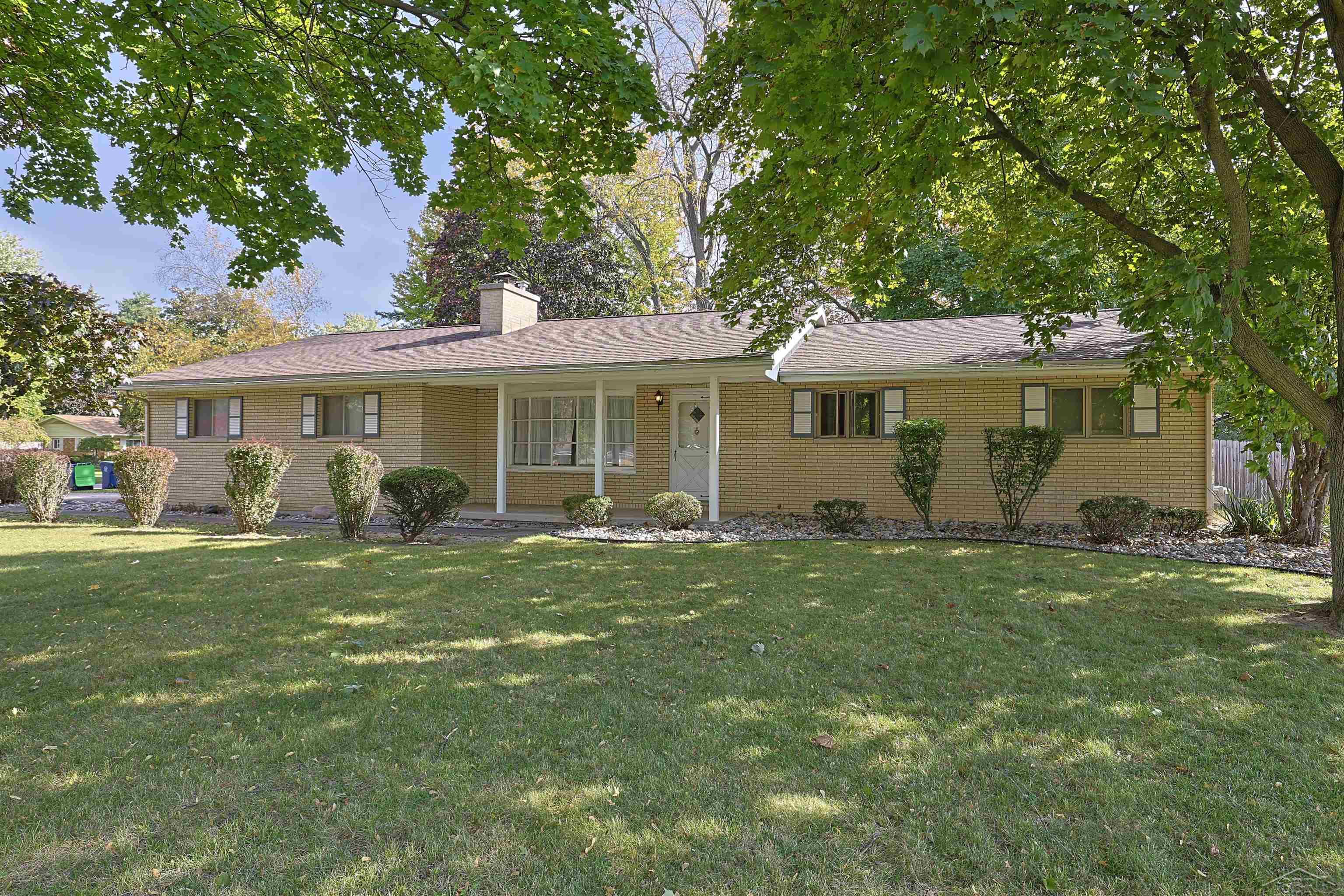 1912 Seminole Lane — photo