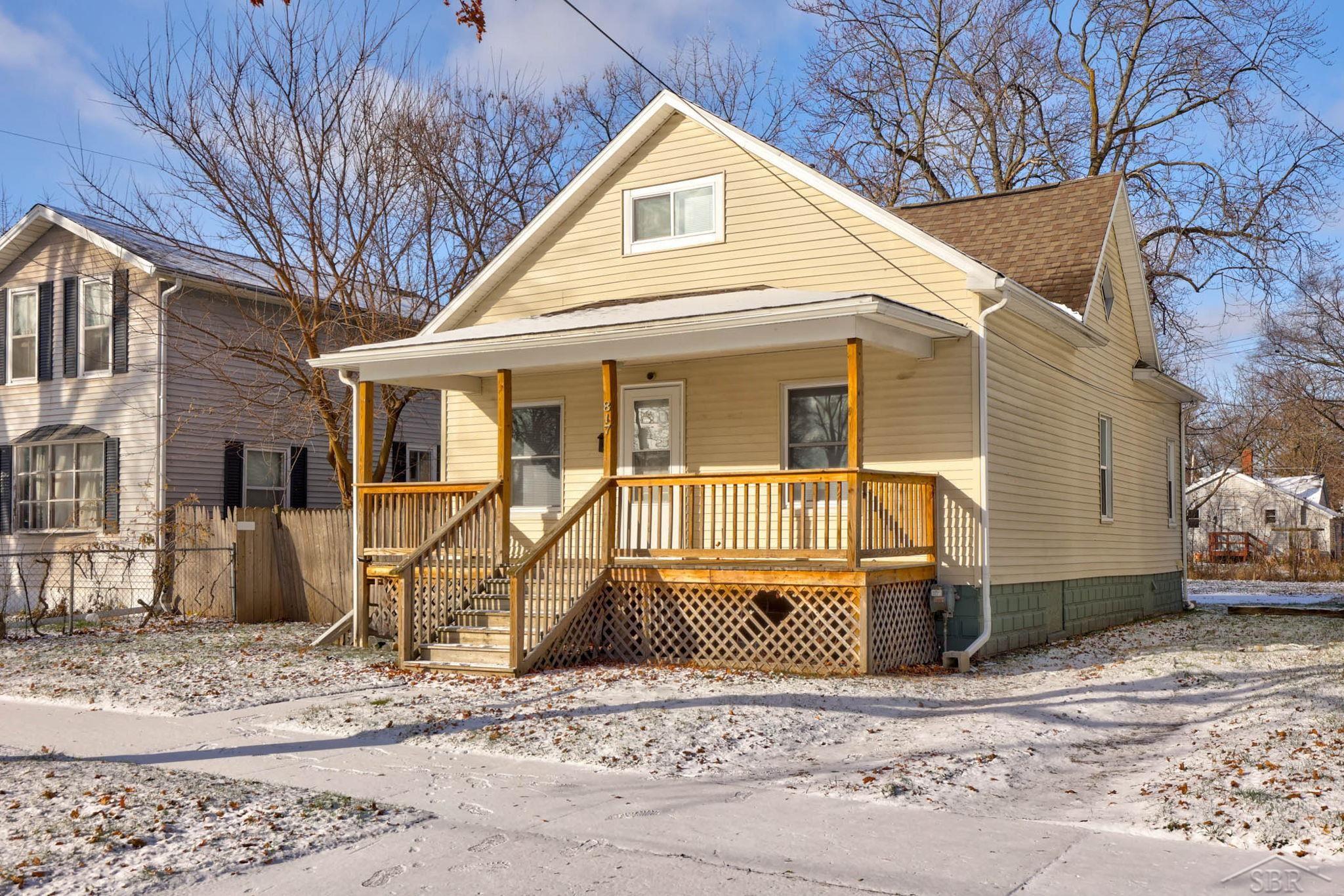 817 S Oakley Street — photo
