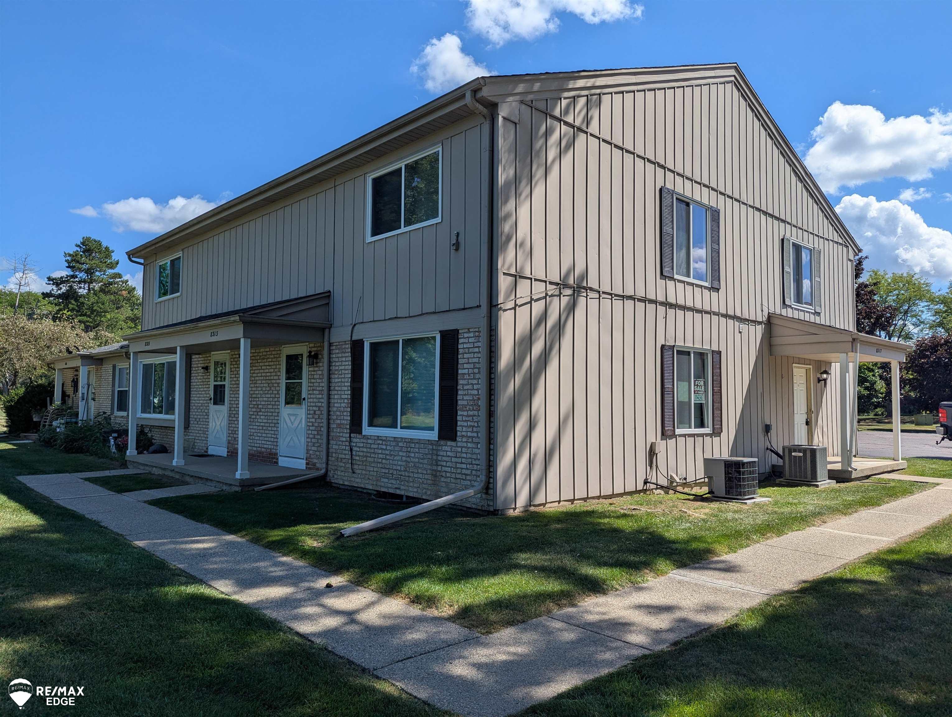 8313 Camelot Court — photo