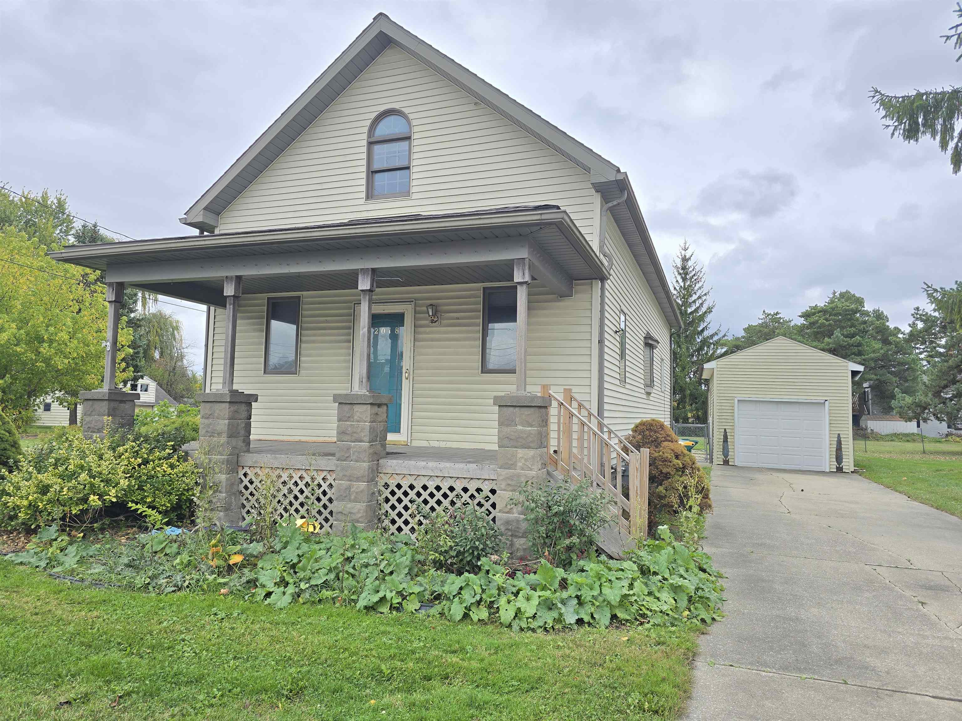 2018 Kosciuszko Avenue — photo