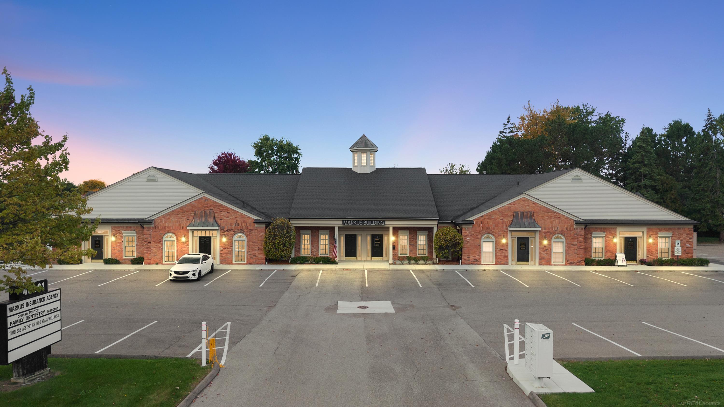 46401 Romeo Plank Road, Macomb, MI 48044