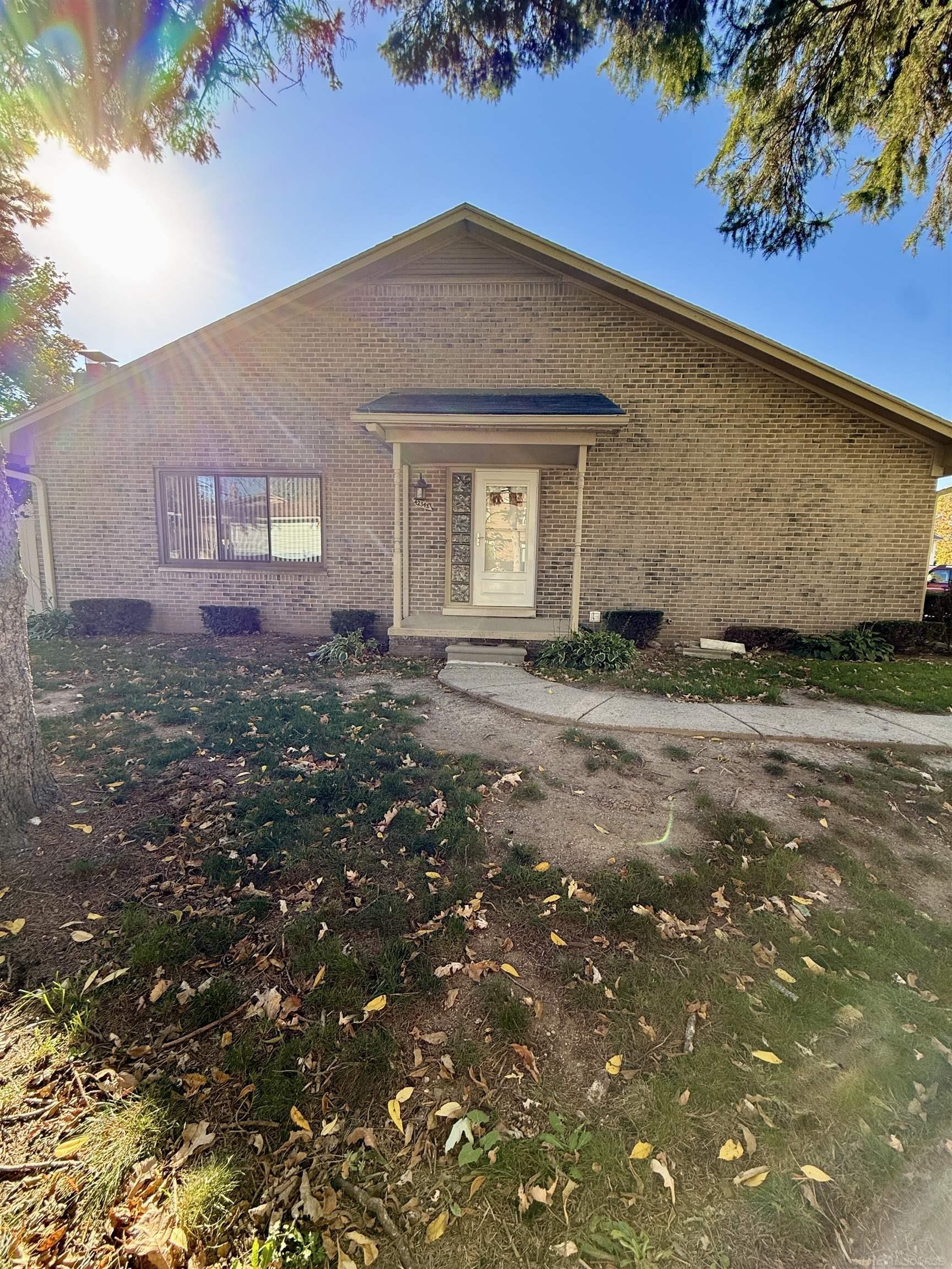 42348 W Leo Street — photo