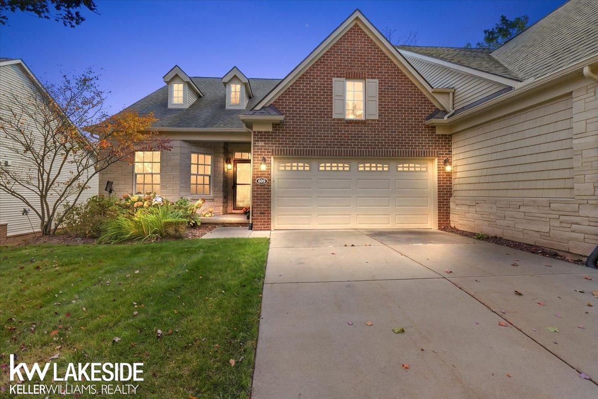 609 Mountain Circle — photo