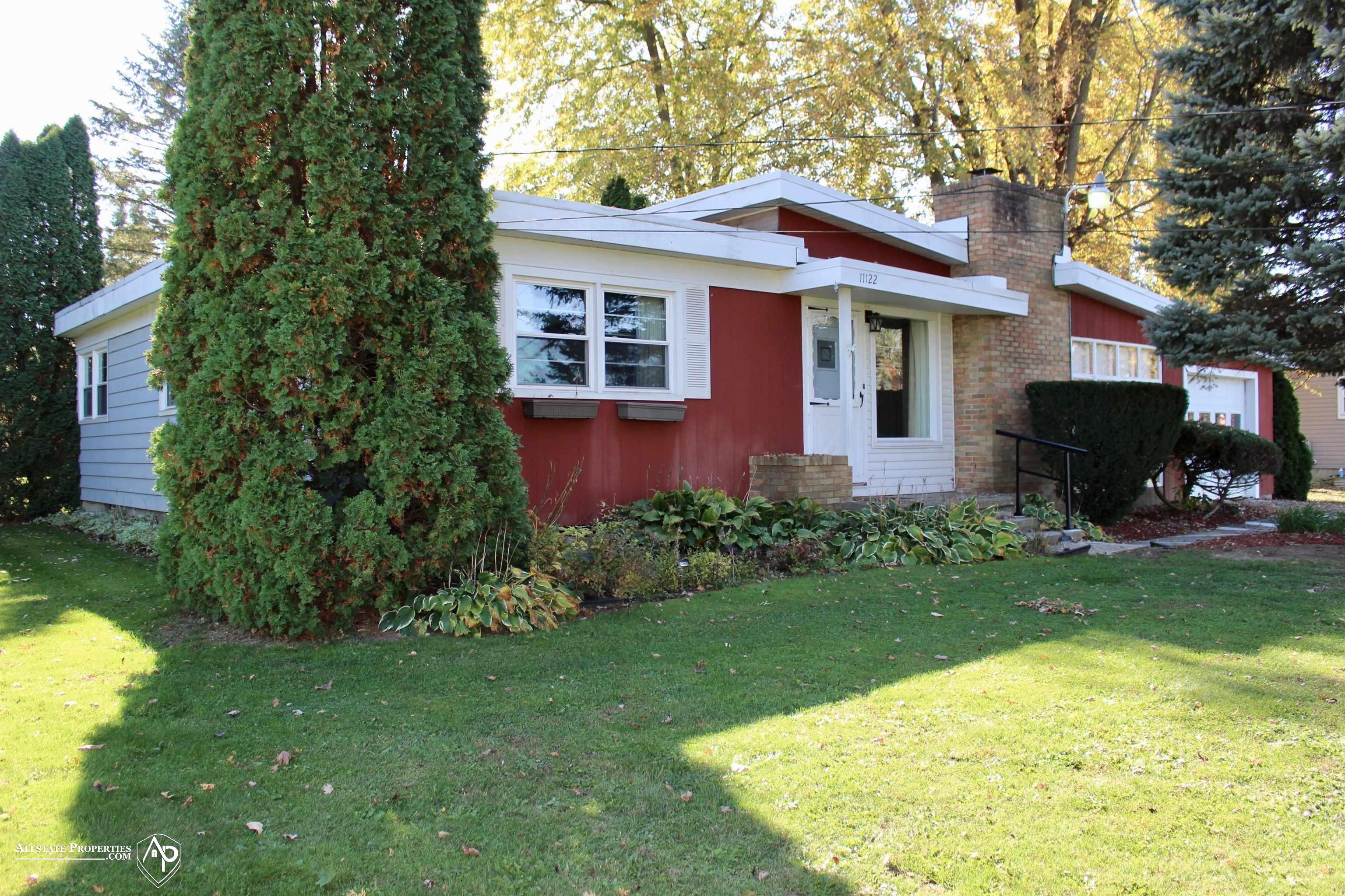 11122 Davison Road — photo