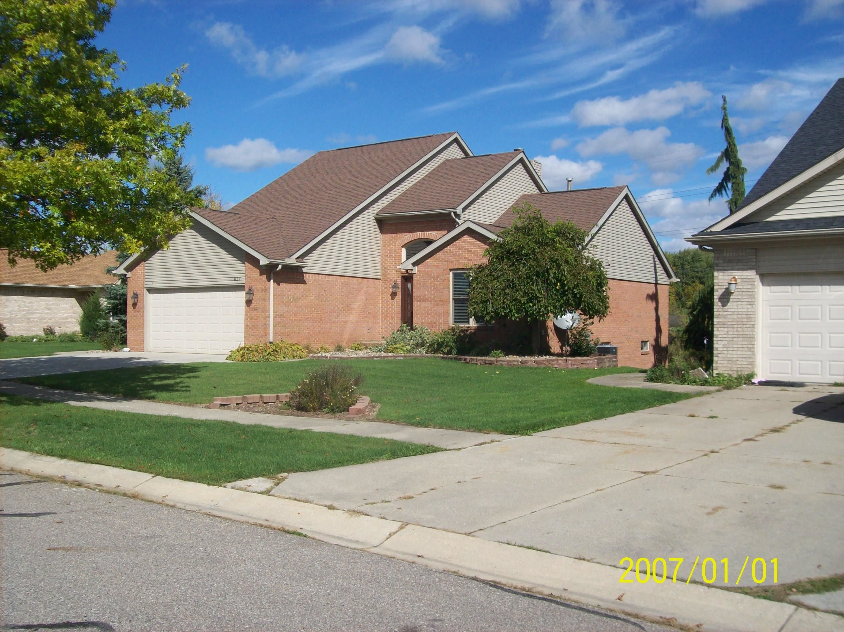627 Old Farm Lane — photo