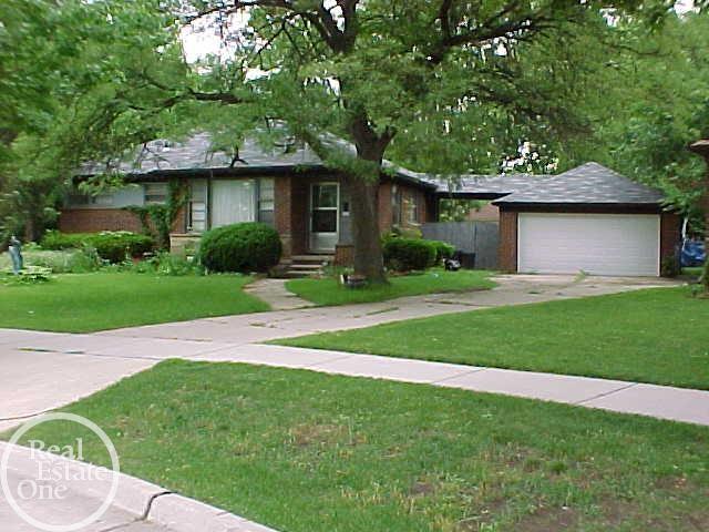 13180 Irvine Boulevard — photo
