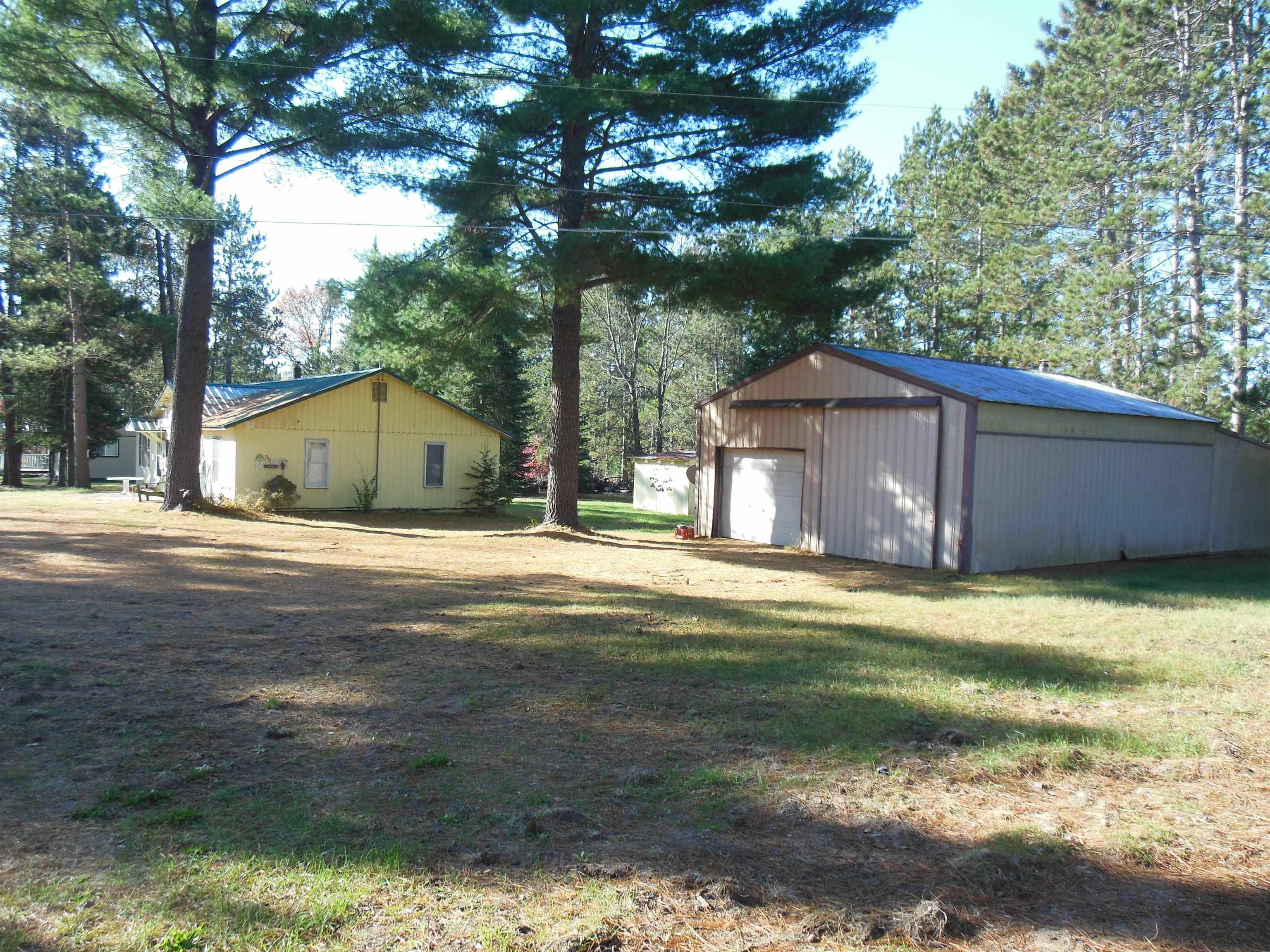 602 Eola Road, Harrison, MI 48625 — photo 2