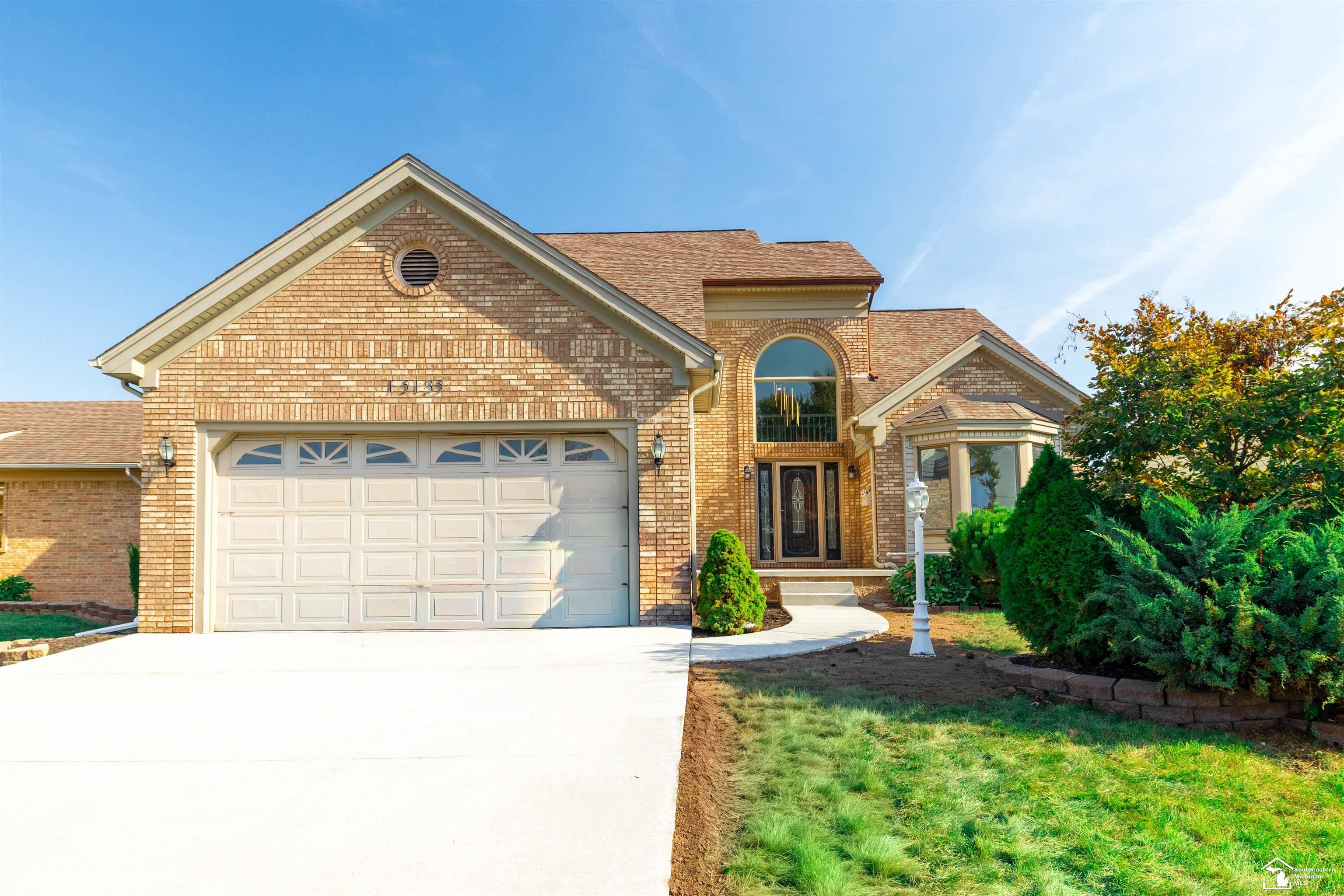15135 Churchill Street — photo