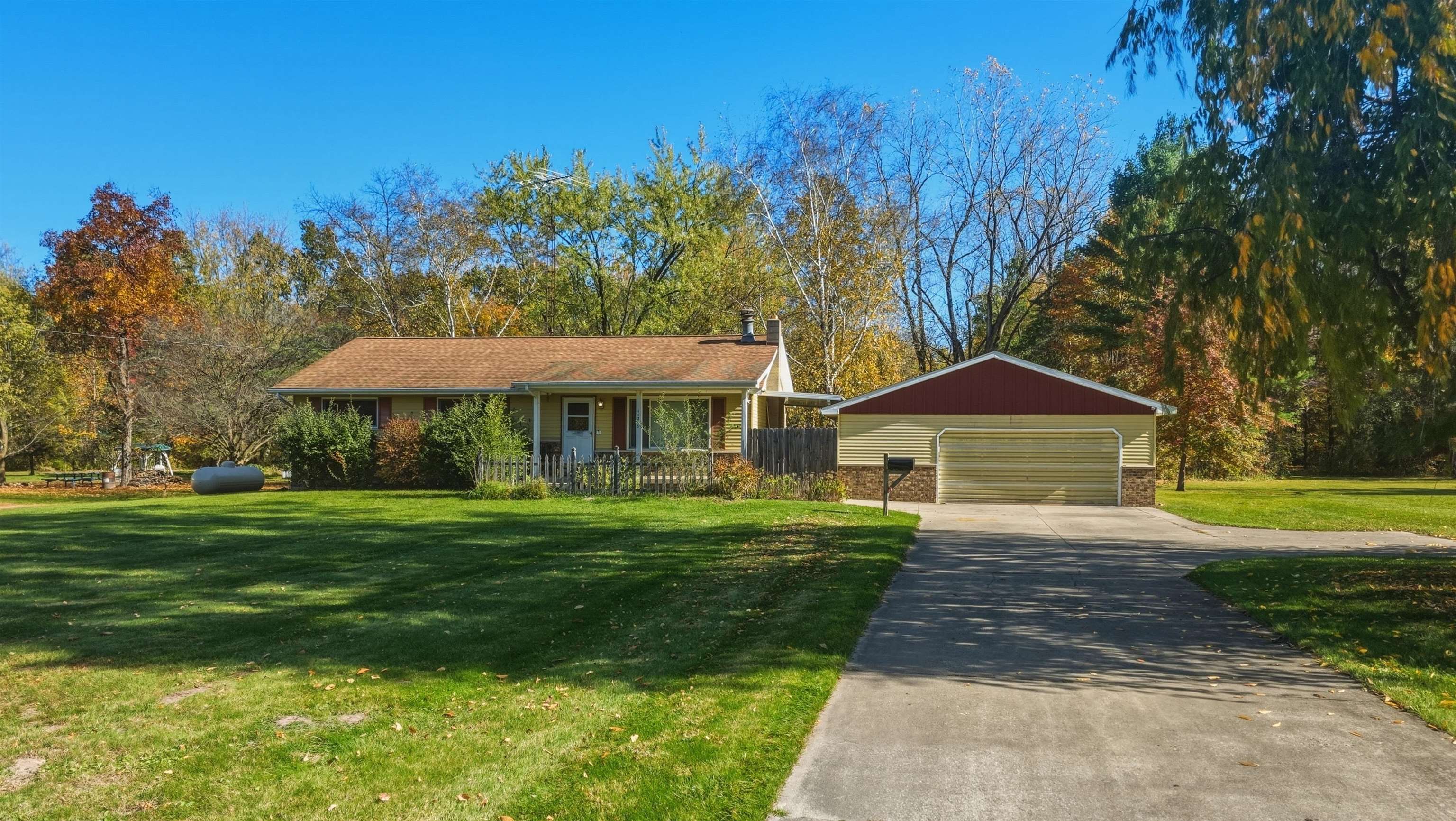 11218 Duffield Road — photo