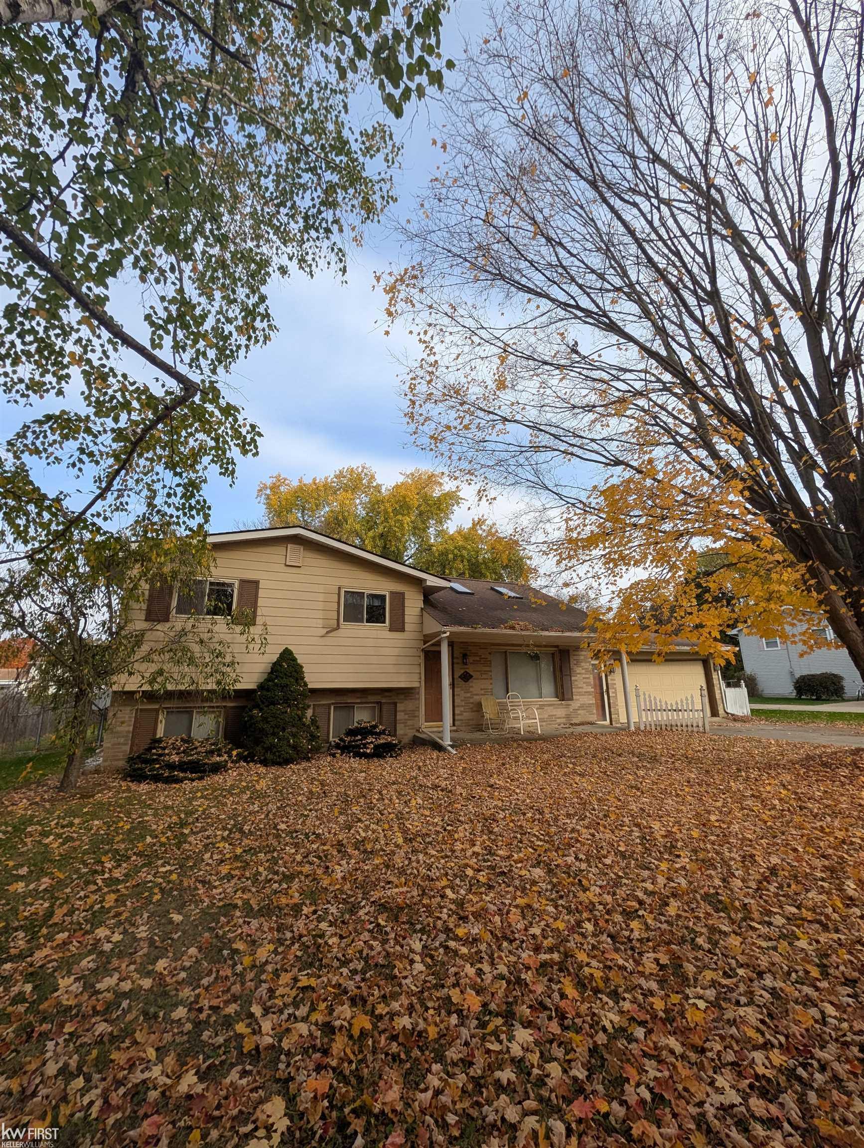 5404 Grand Blanc Road — photo