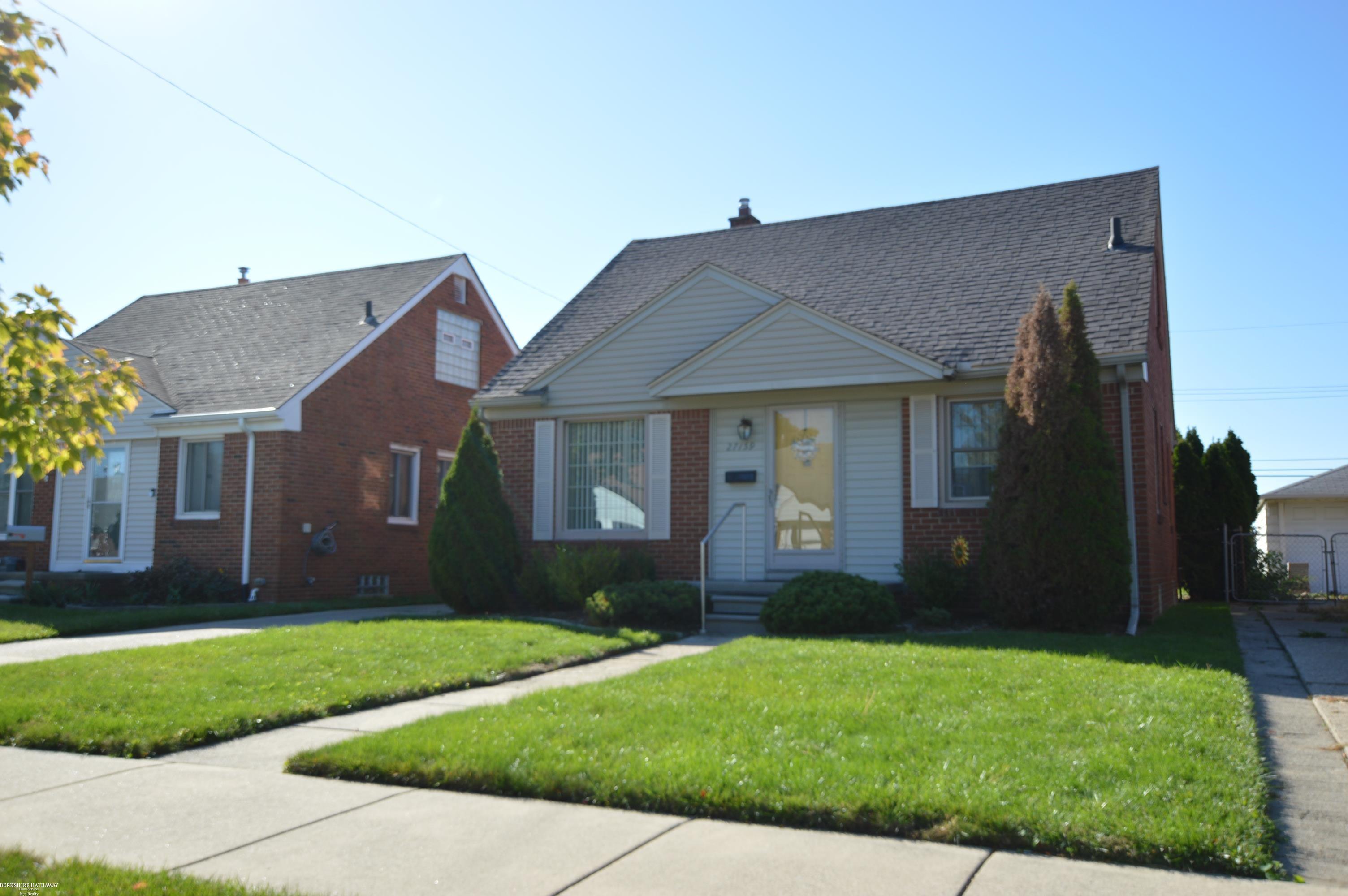 27159 Leroy Street — photo