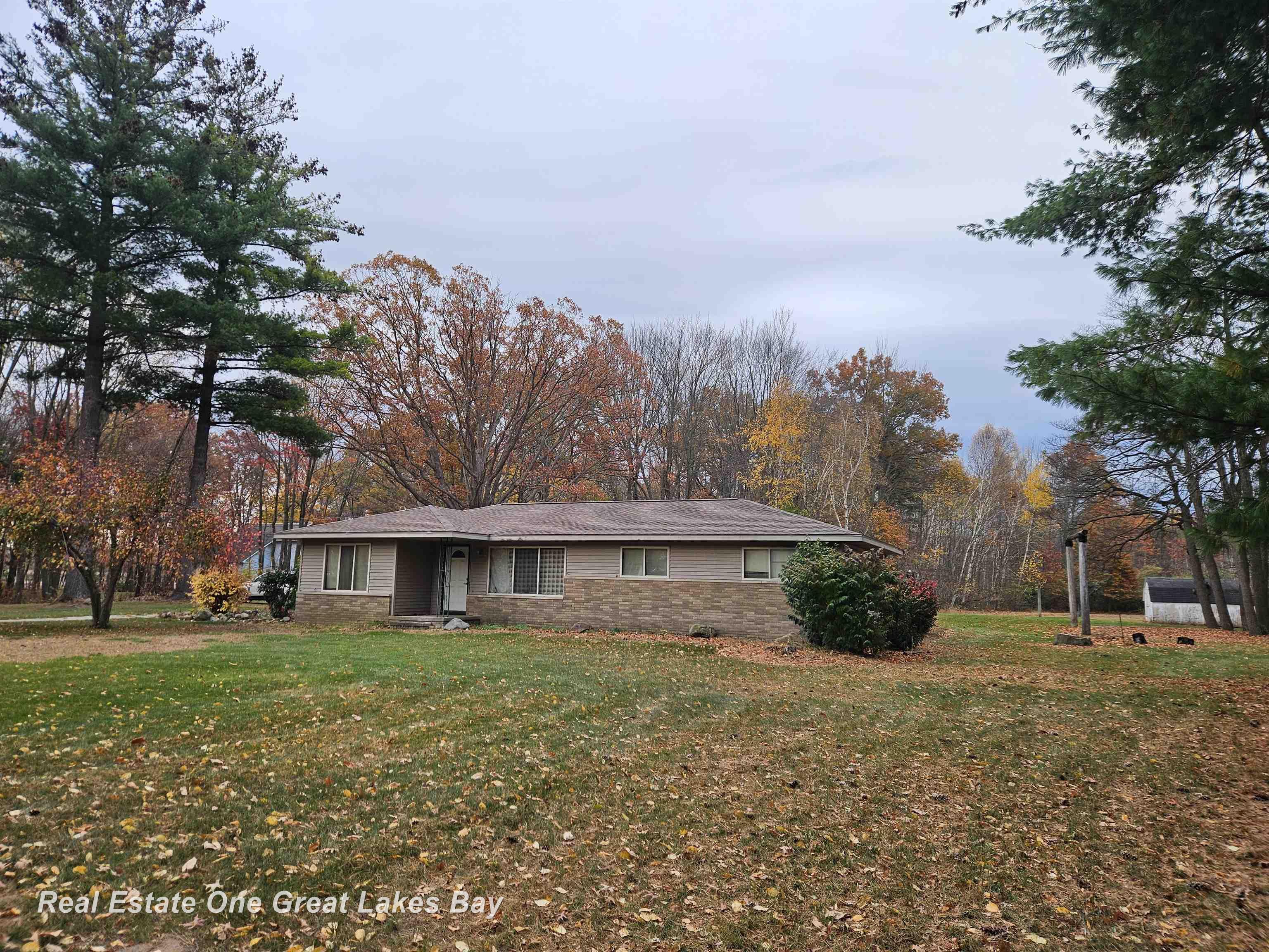 2801 W Birch Run Road — photo