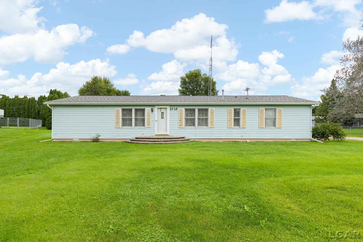 2135 Wolf Creek Highway — photo