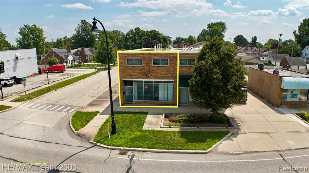 17107 Ecorse Road — photo