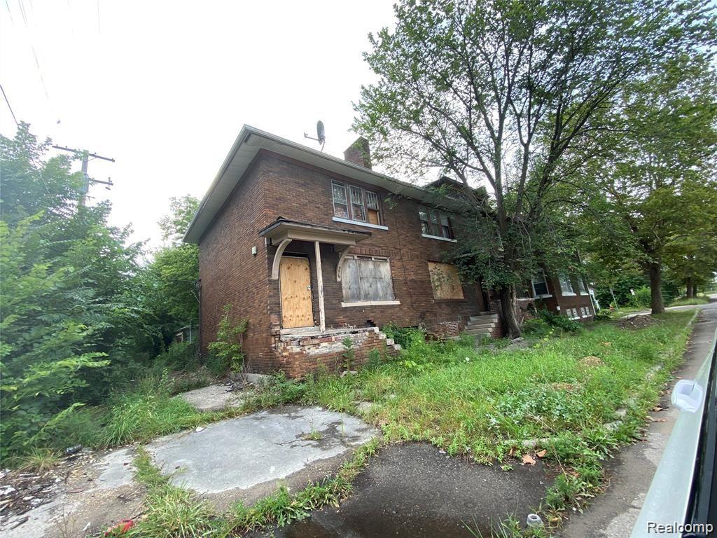 9021 Lawton Street — photo