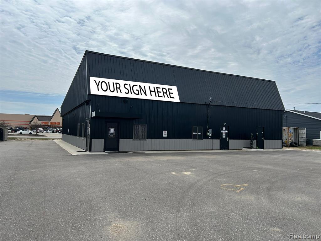 1385 W Main Street — photo