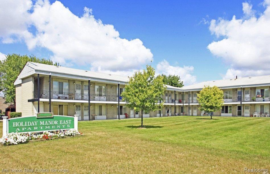 16425 E 12 Mile Rd - 1 Bed Units — photo