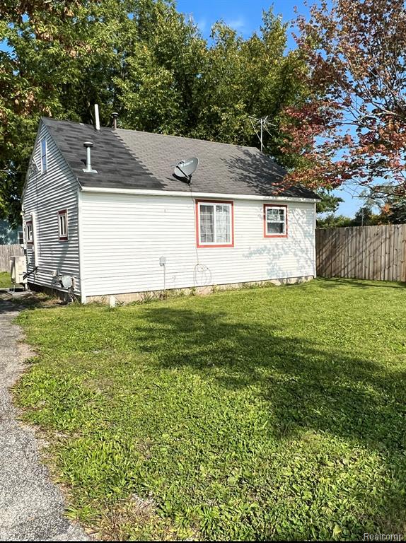 2221 Salt Street — photo