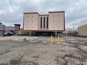 14500 W 8 Mile Road — photo