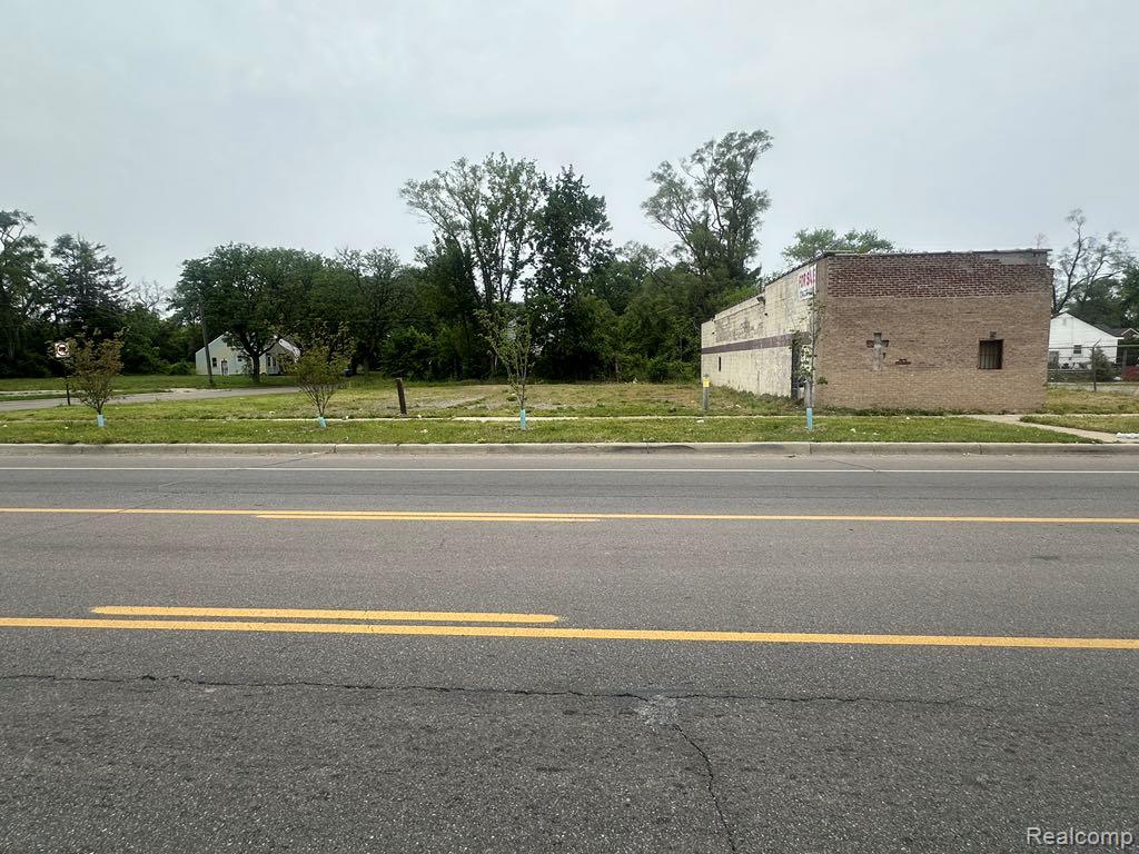 14738 Joy Road — photo