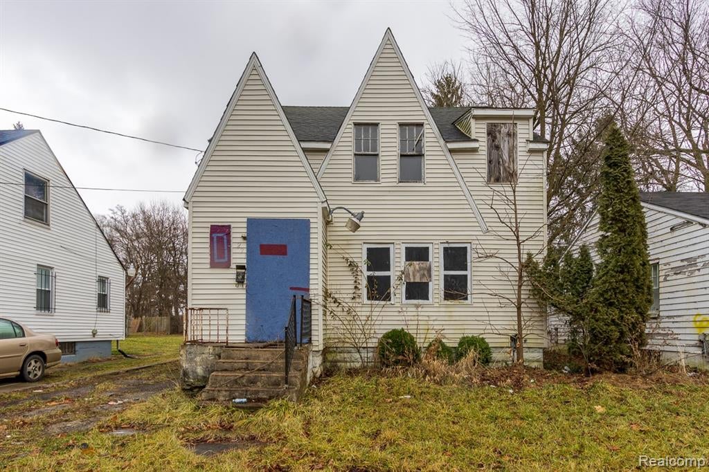 2718 N Chevrolet Avenue — photo