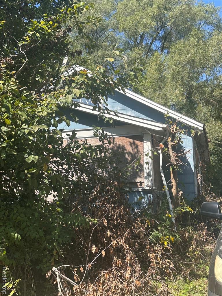 2618 Brown Street — photo