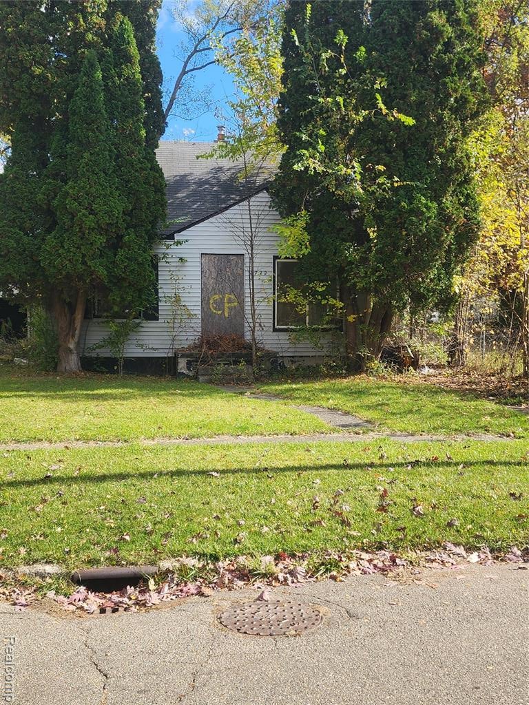 3722 Sterling Street — photo
