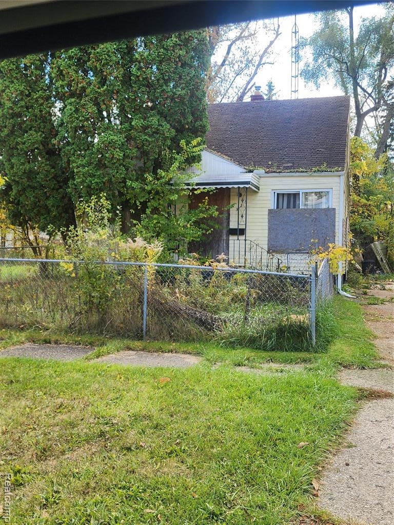 525 W Pulaski Avenue — photo