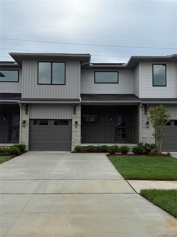 54148 Grand Boulevard — photo